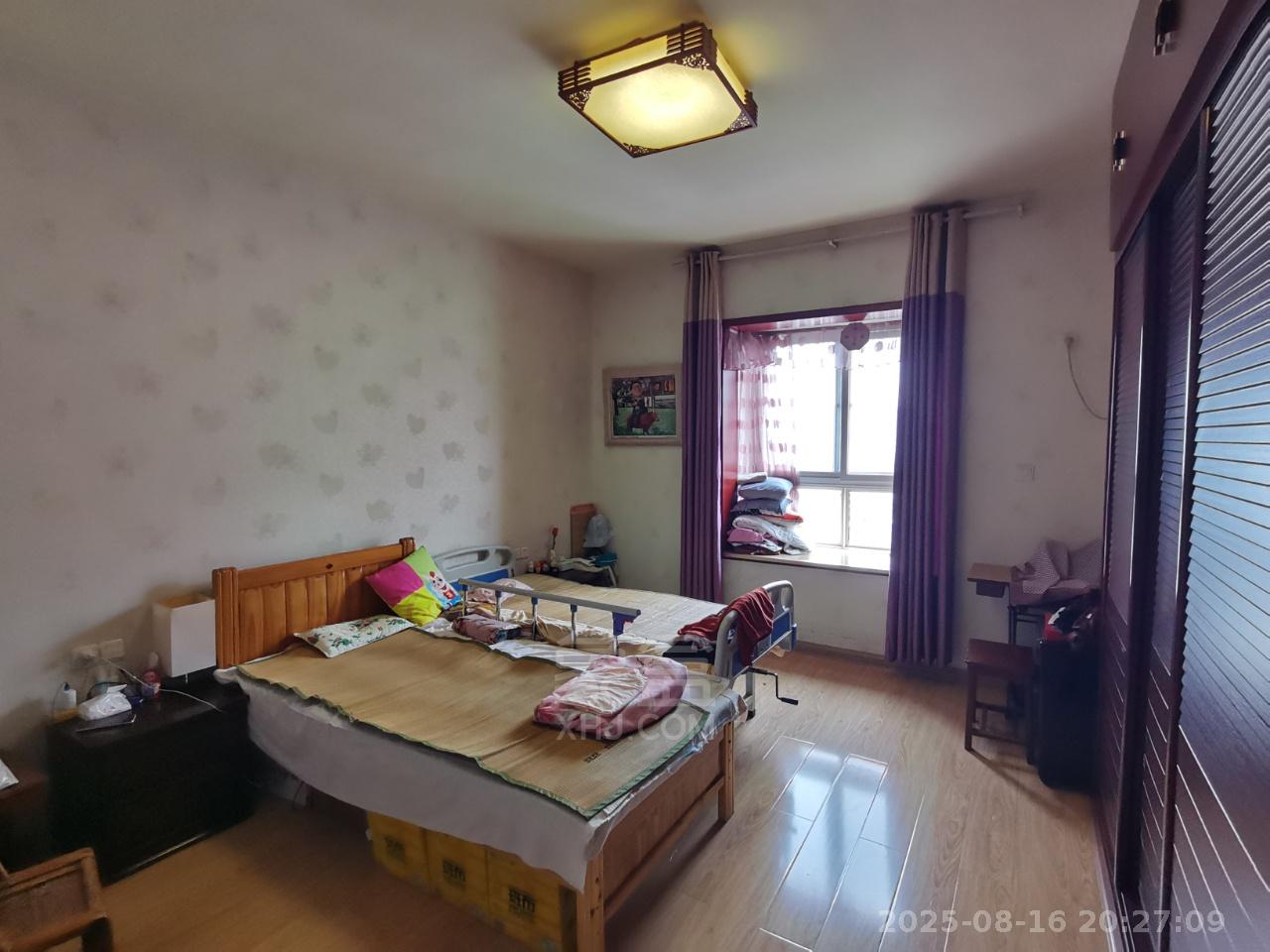 枫溪苑  4室2厅2卫   1600.00元/月室内图
