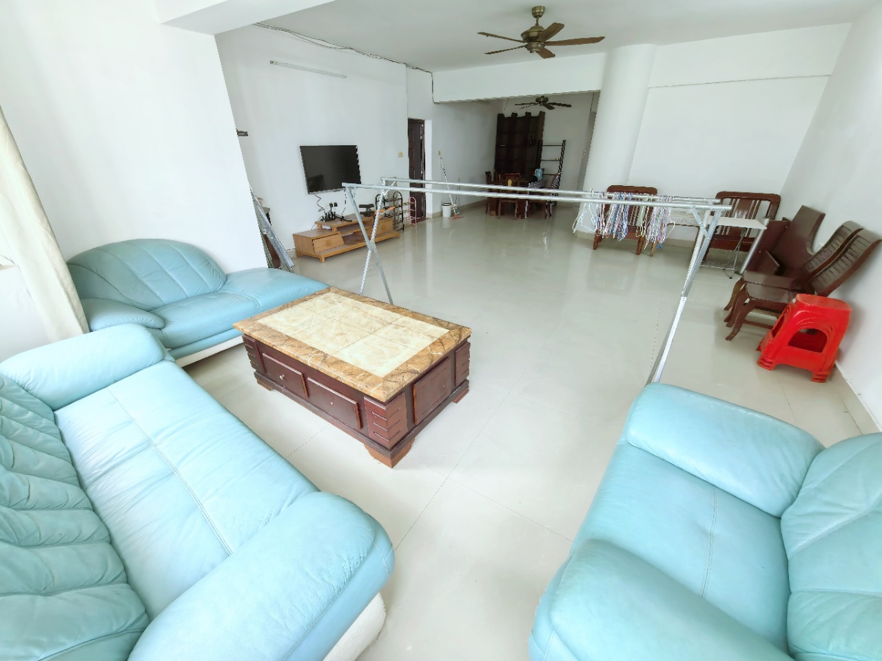 金融花园  3室2厅1卫    2700.0元/月 金融花园  3室2厅1卫    2700.0元/月室内图