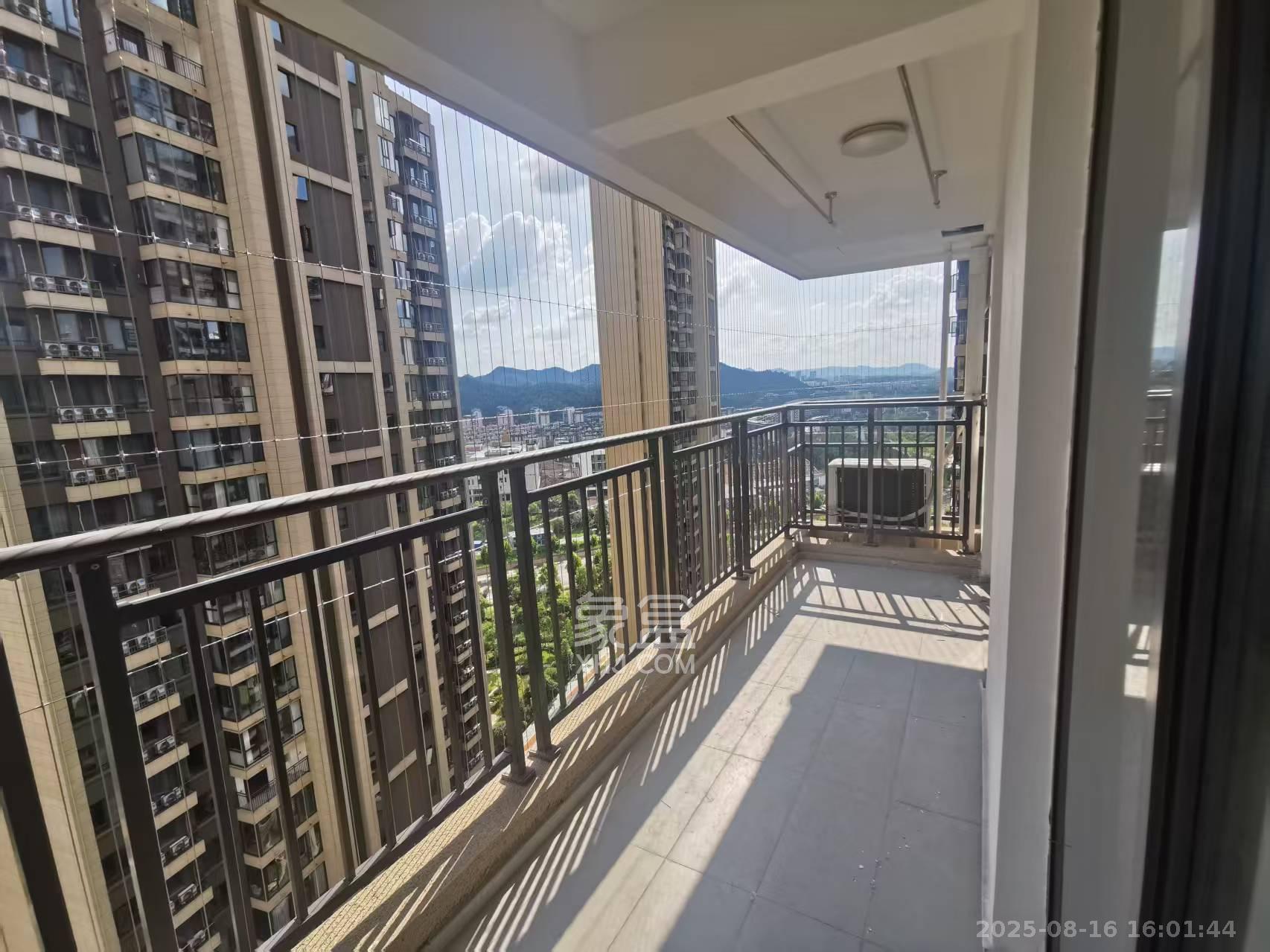 梅溪湖玺悦(新城金茂梦想玺悦) 3室2厅2卫 2900.0元/月 梅溪湖玺悦(新城金茂梦想玺悦) 3室2厅2卫 2900.0元/月室内图