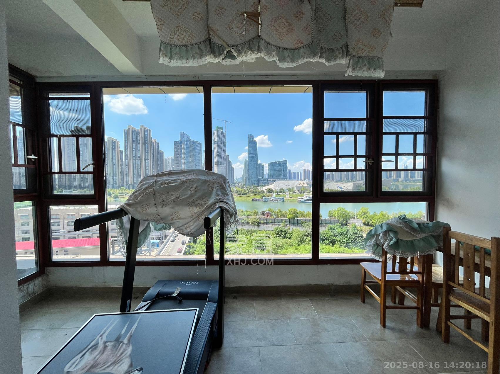 恒大御景半岛湘江苑（恒大御景半岛一期）  1室2厅1卫   2800.00元/月室内图
