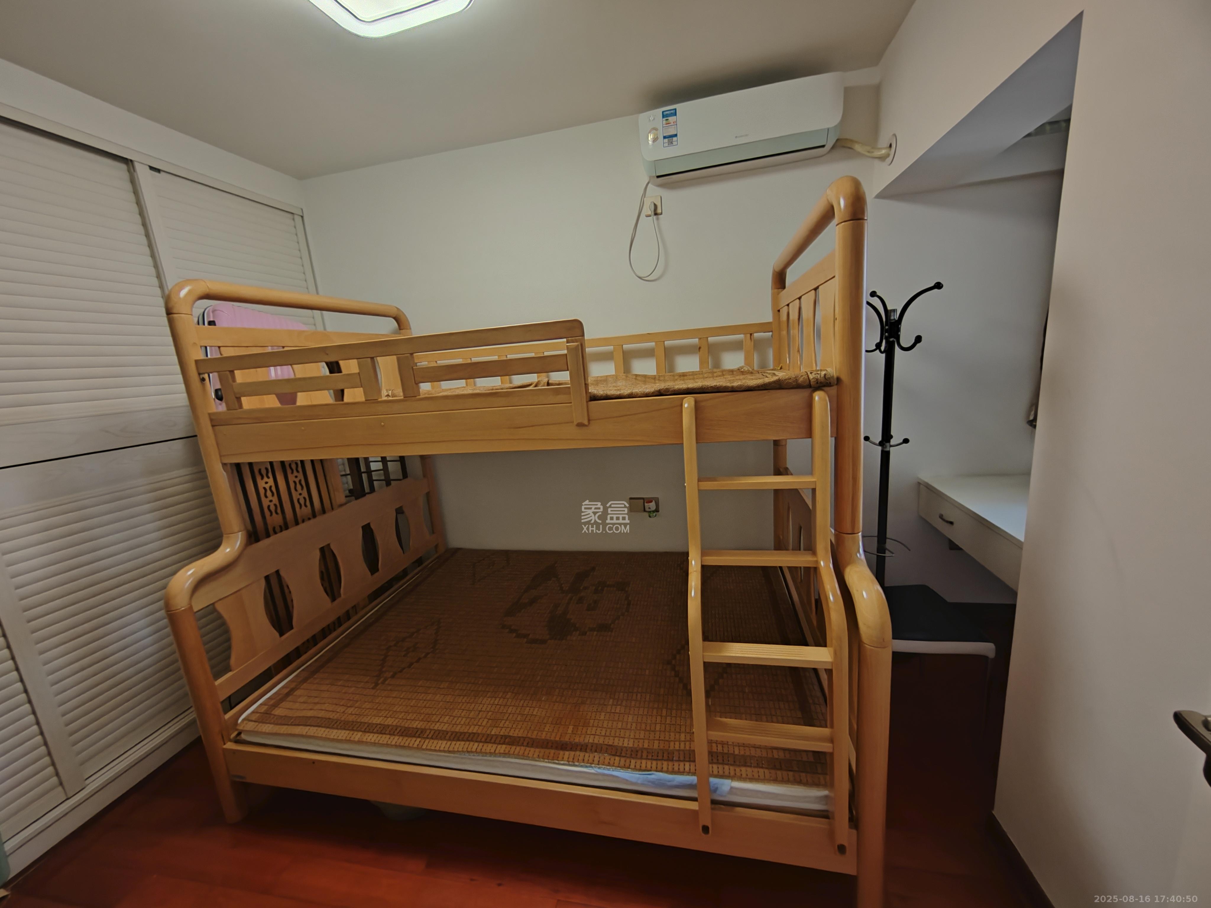 万国城(当代满庭春MOMA)三期 1室2厅2卫 1000.0元/月 万国城(当代满庭春MOMA)三期 1室2厅2卫 1000.0元/月室内图