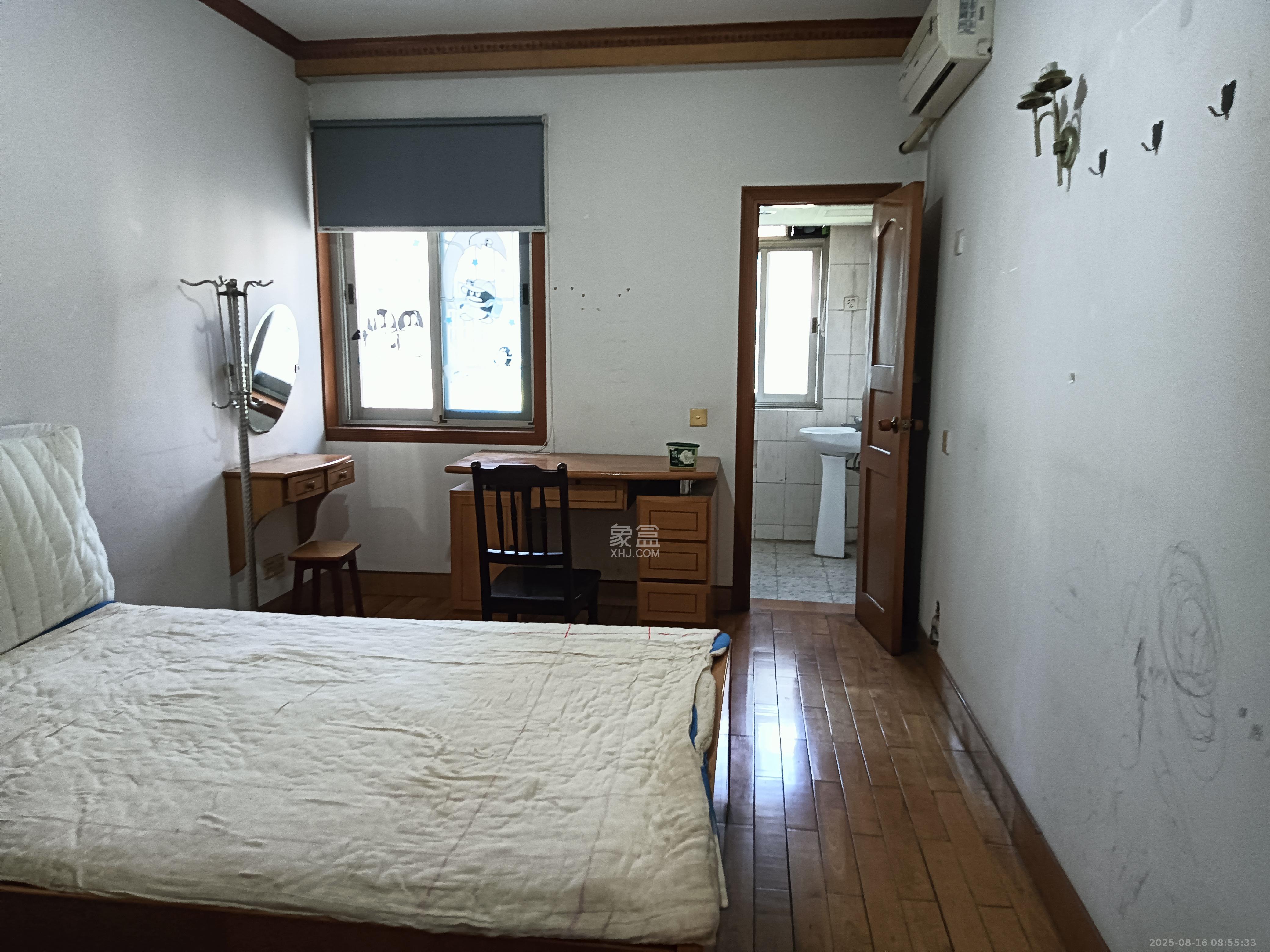 湘雅医学院（湘雅附一北院）  3室2厅2卫    2400.0元/月室内图