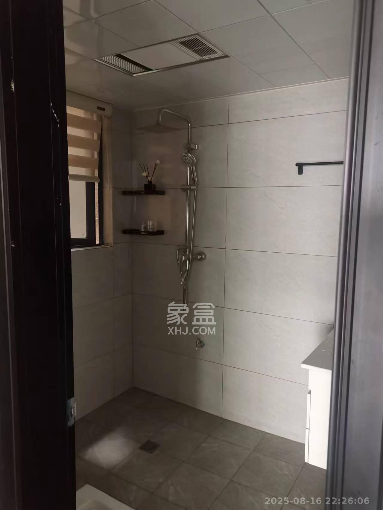 韭菜园嘉苑 3室1厅1卫 4200.0元/月 韭菜园嘉苑 3室1厅1卫 4200.0元/月室内图