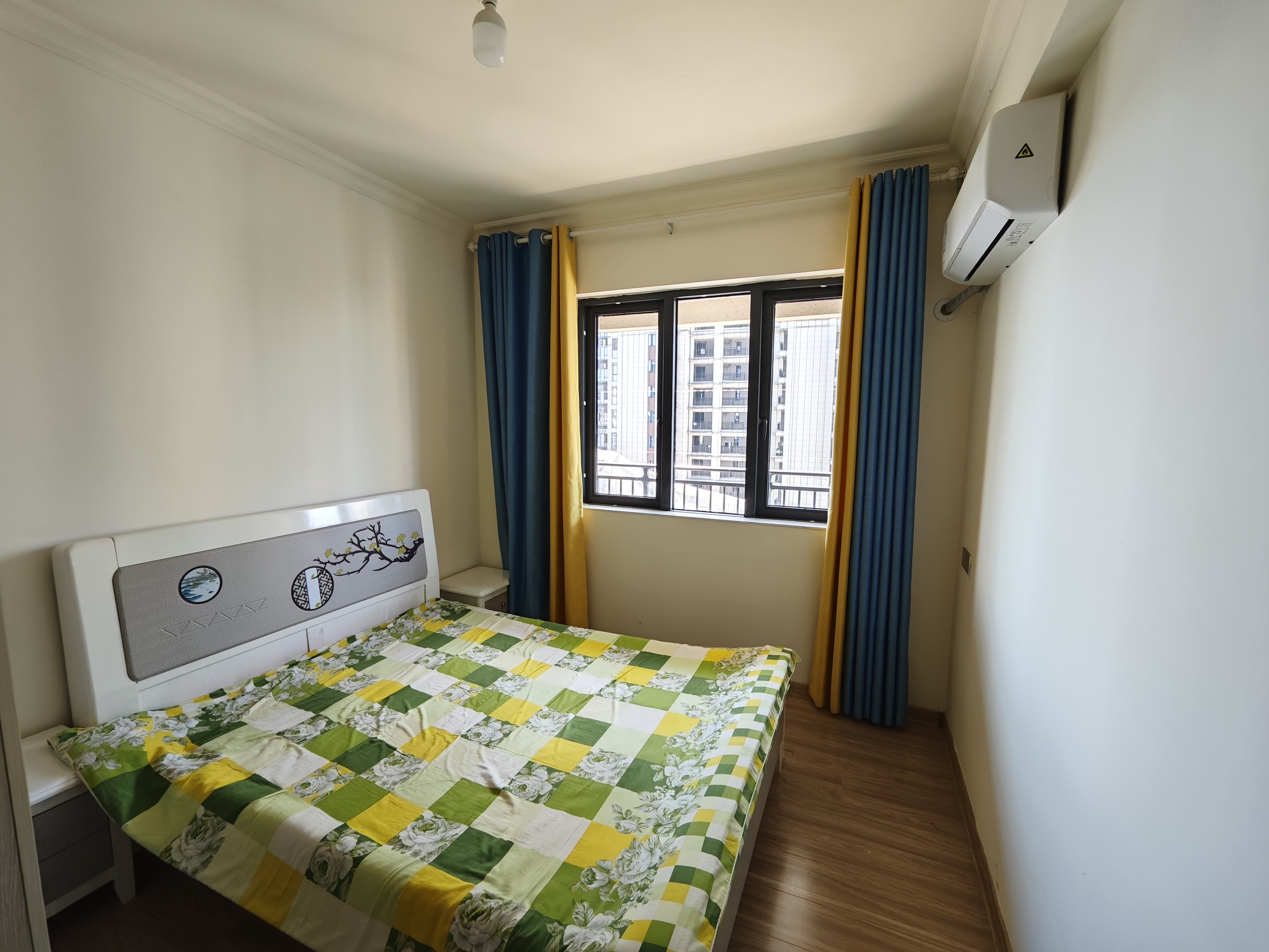 碧桂园梓山府 3室2厅1卫 2000.0元/月 碧桂园梓山府 3室2厅1卫 2000.0元/月室内图