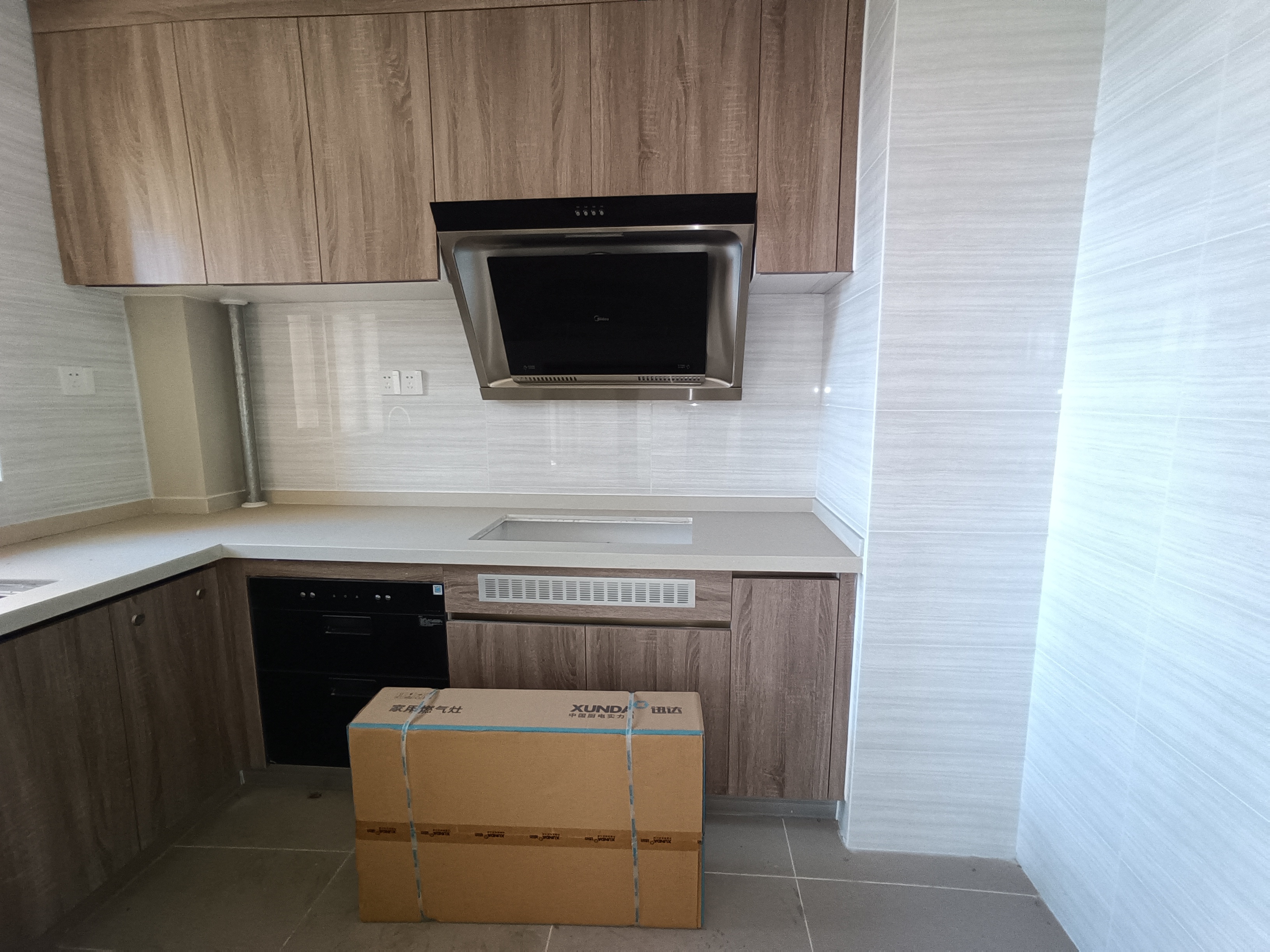 美的翰城  4室2厅2卫    115.0万 美的翰城  4室2厅2卫    115.0万室内图