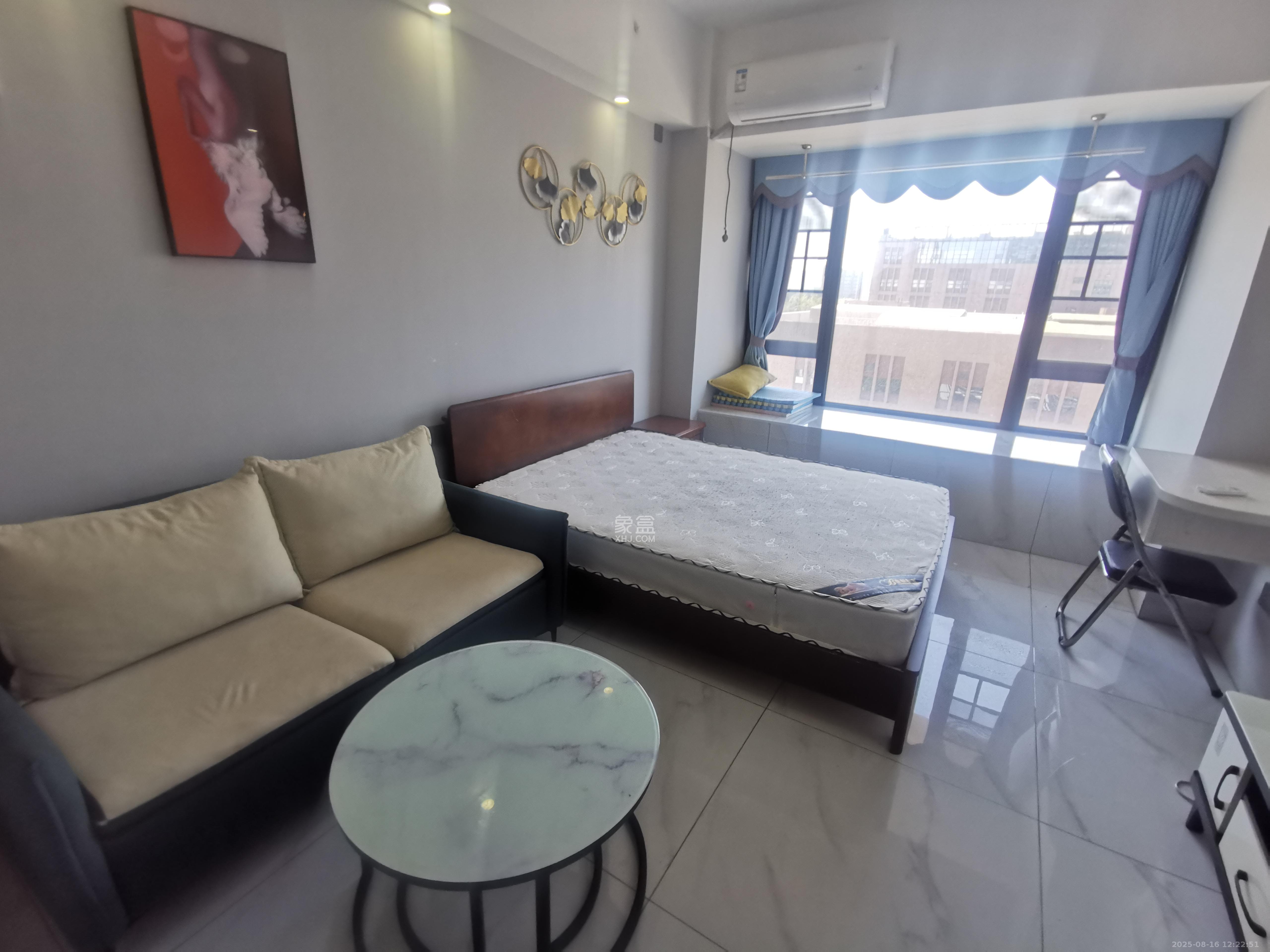 龙湖湘江星座(祺鑫星座公寓)  1室1厅1卫    1400.0元/月 龙湖湘江星座(祺鑫星座公寓)  1室1厅1卫    1400.0元/月室内图