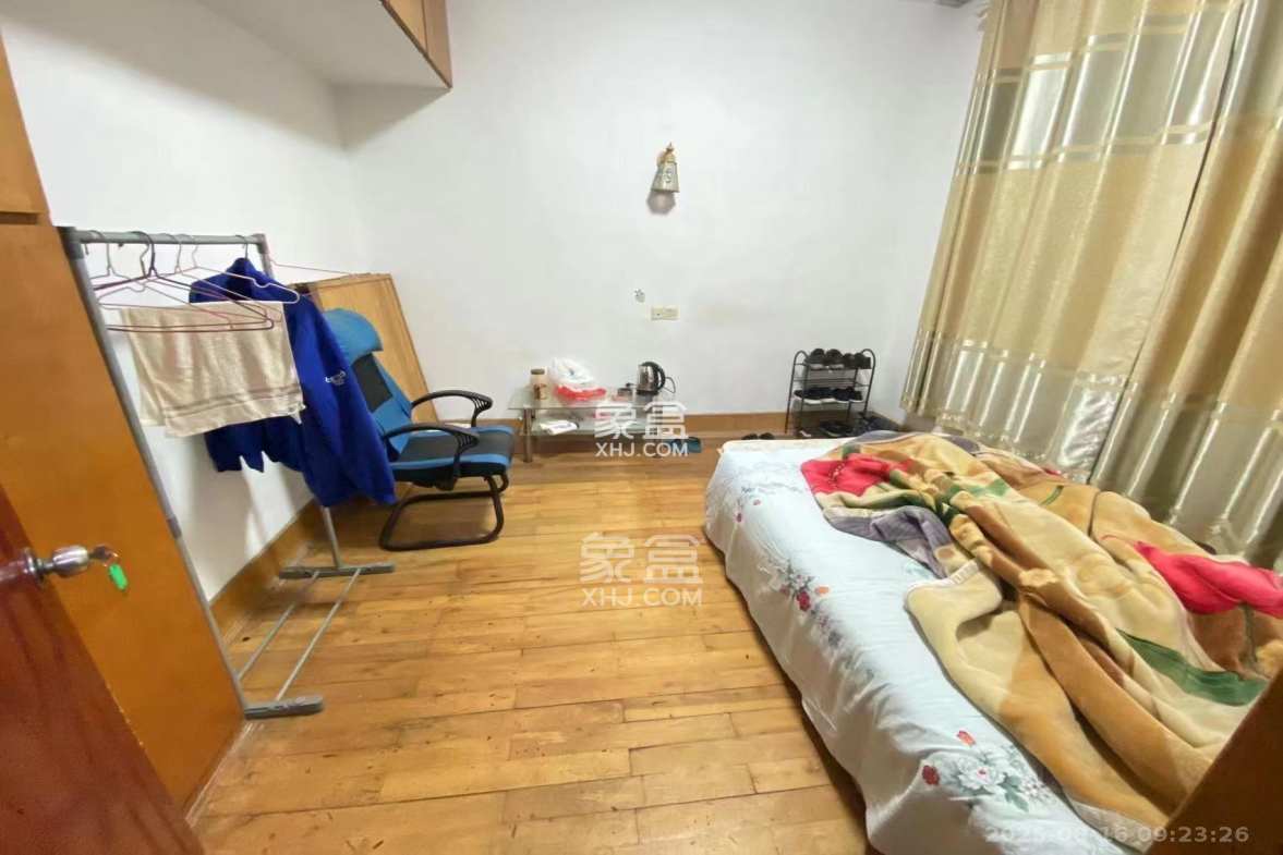 水泵厂宿舍 3室1厅1卫 1300.0元/月 水泵厂宿舍 3室1厅1卫 1300.0元/月室内图