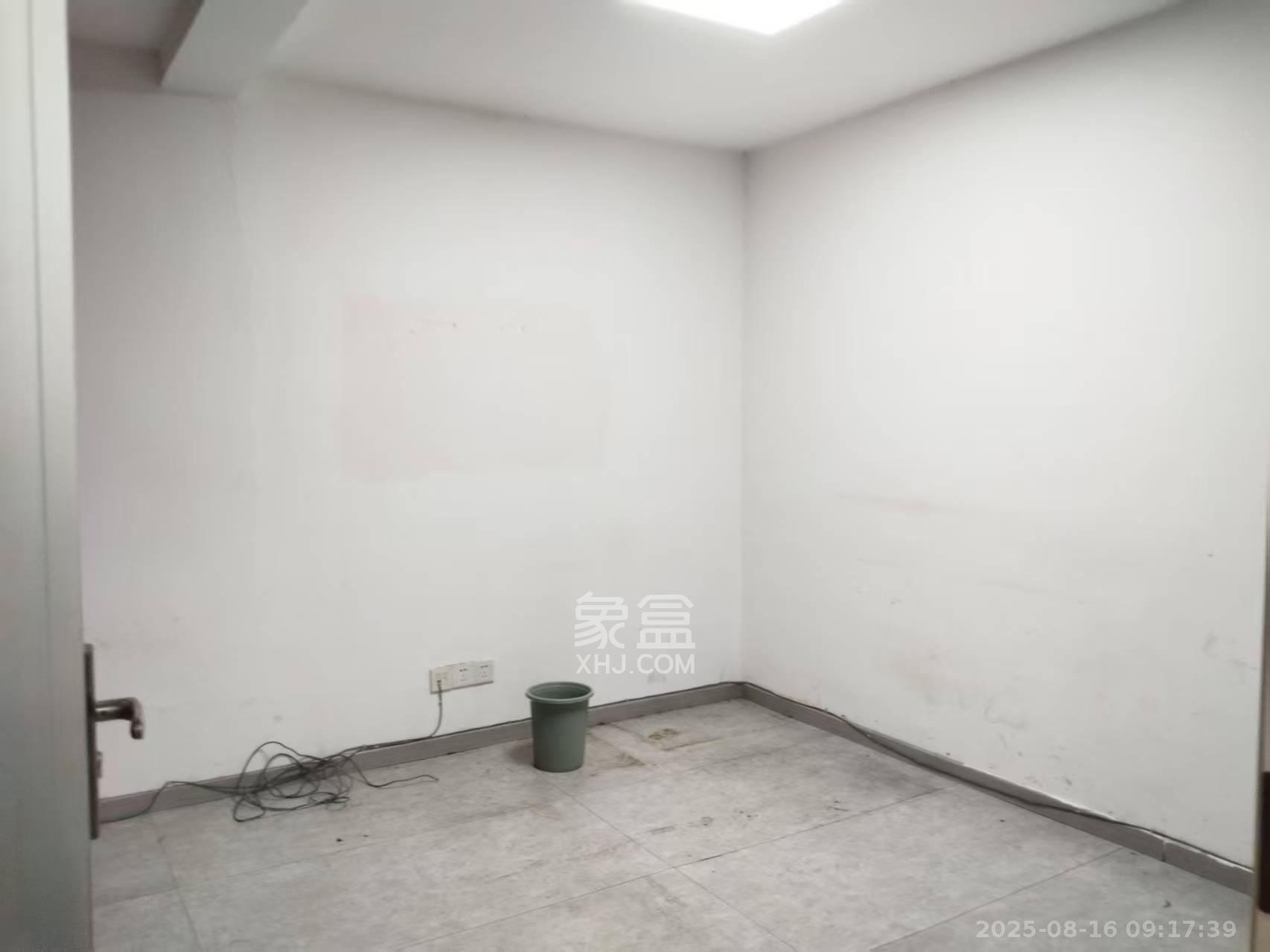 万象新天  5室2厅2卫    4200.0元/月室内图