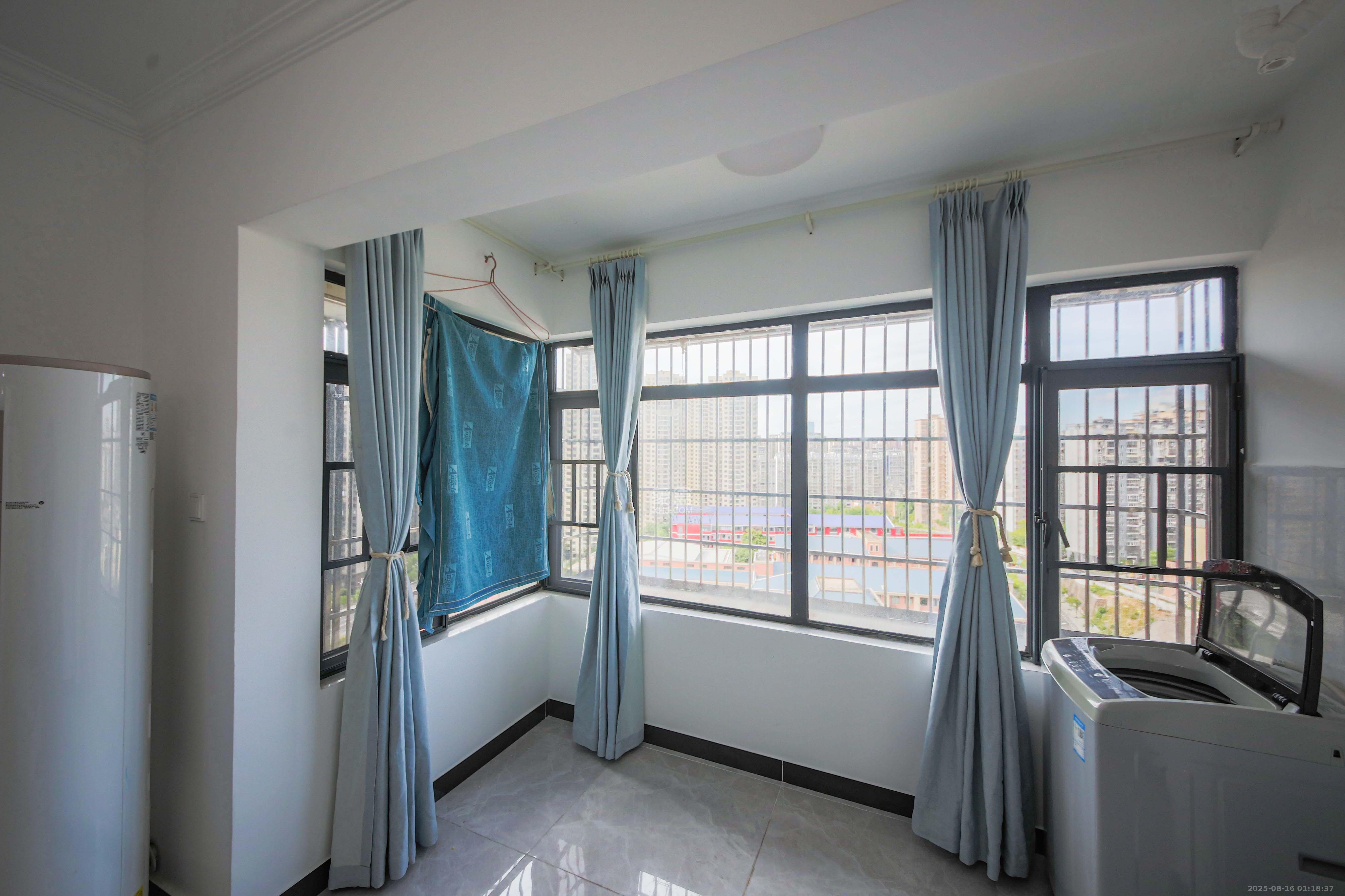 和庄  3室1厅1卫    86.0万 和庄  3室1厅1卫    86.0万阳台