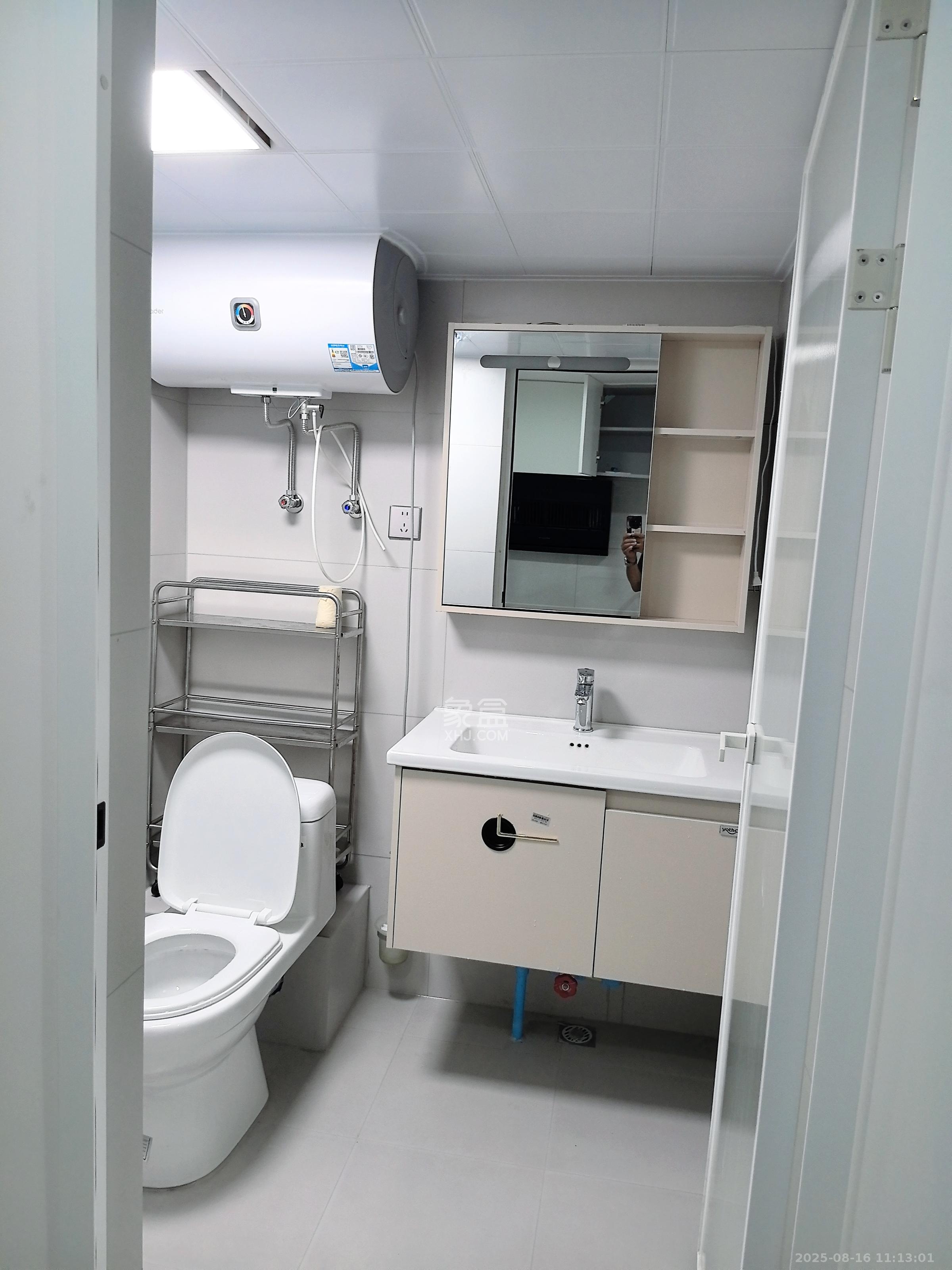 绿地商务广场 1室1厅1卫 1800.0元/月 绿地商务广场 1室1厅1卫 1800.0元/月室内图