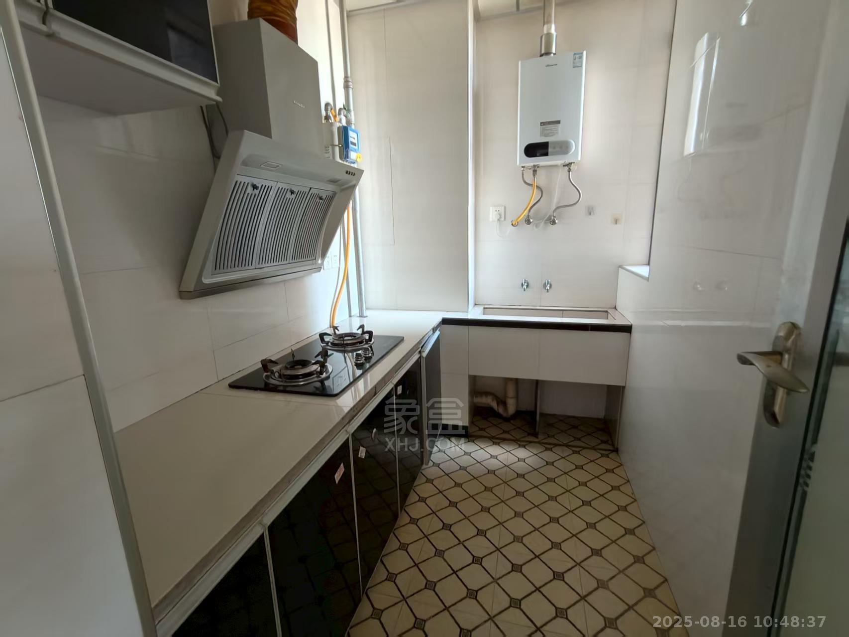 华晨御园 2室2厅1卫 1400.0元/月 华晨御园 2室2厅1卫 1400.0元/月室内图