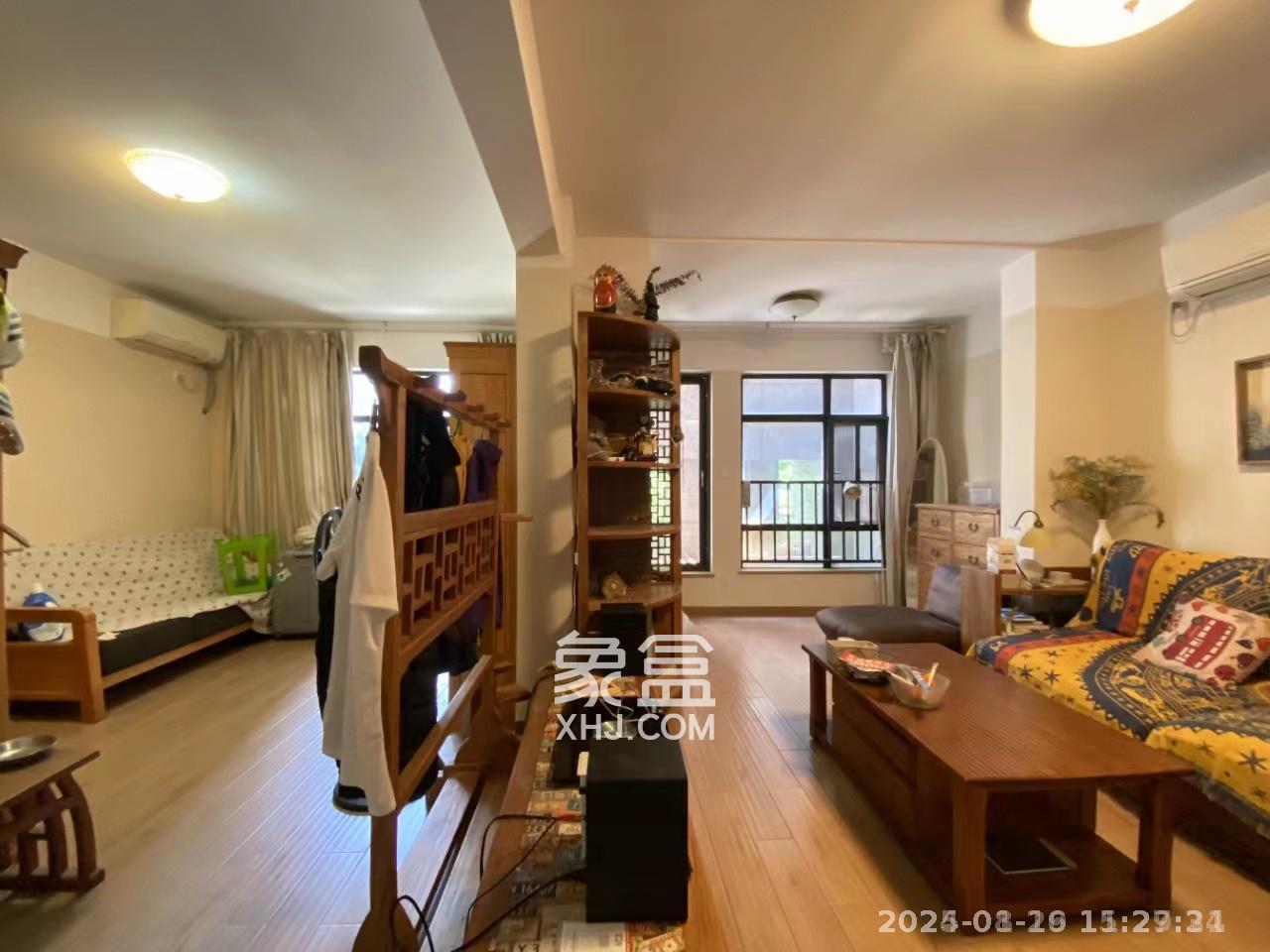 湘域城邦(湘域国际中心)  2室1厅1卫    3800.0元/月 湘域城邦(湘域国际中心)  2室1厅1卫    3800.0元/月室内图