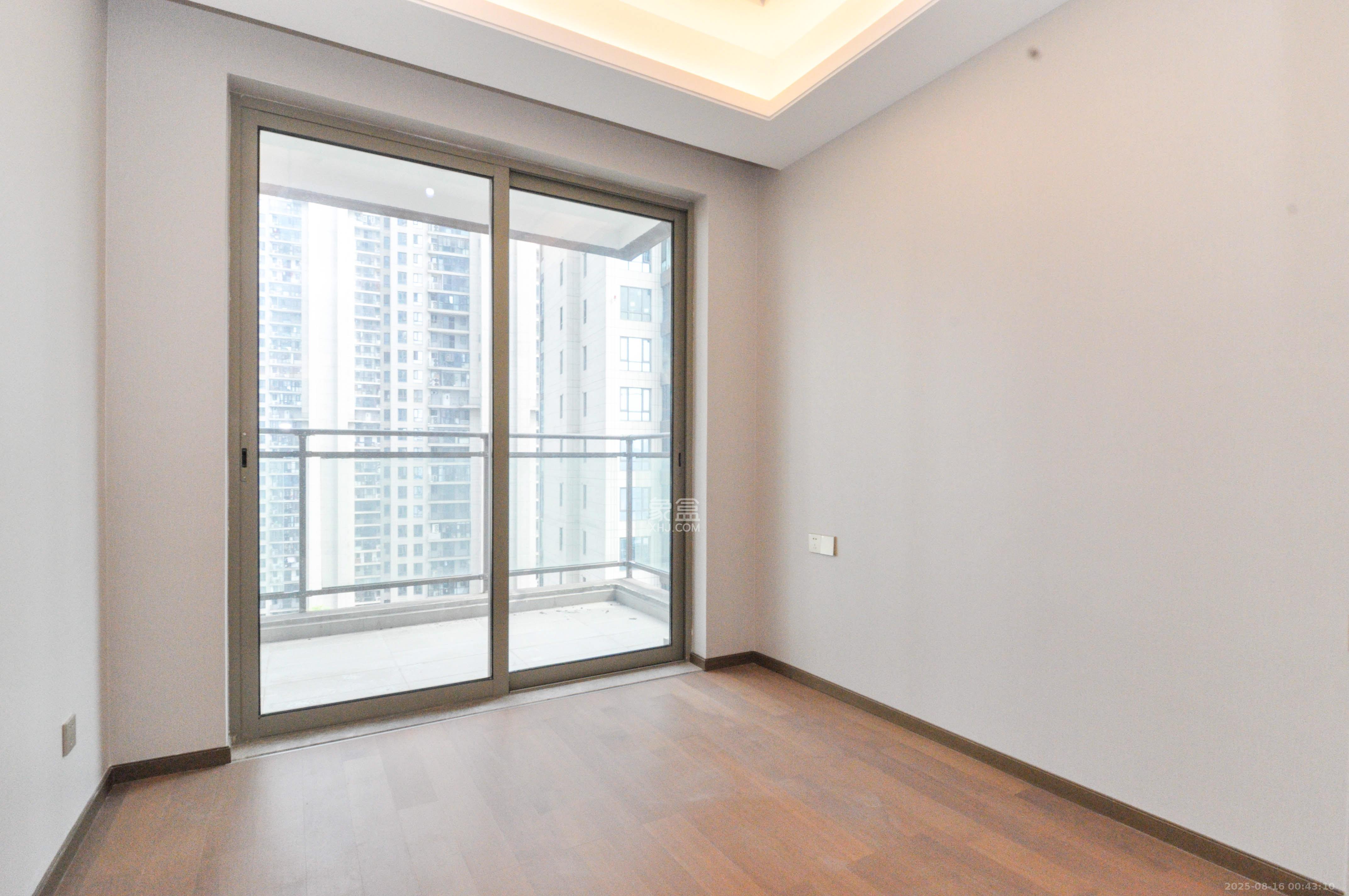 梅溪湖金茂湾  4室2厅2卫    458.0万 梅溪湖金茂湾  4室2厅2卫    458.0万其他