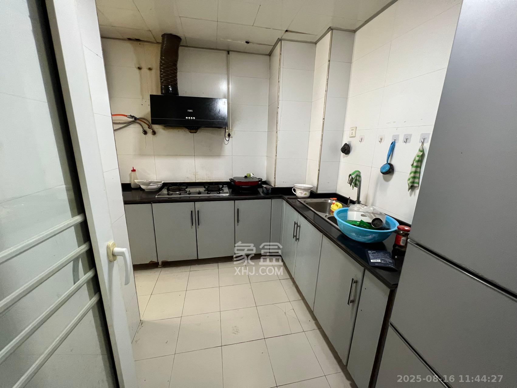 紫薇鑫园  3室2厅2卫    2200.0元/月室内图