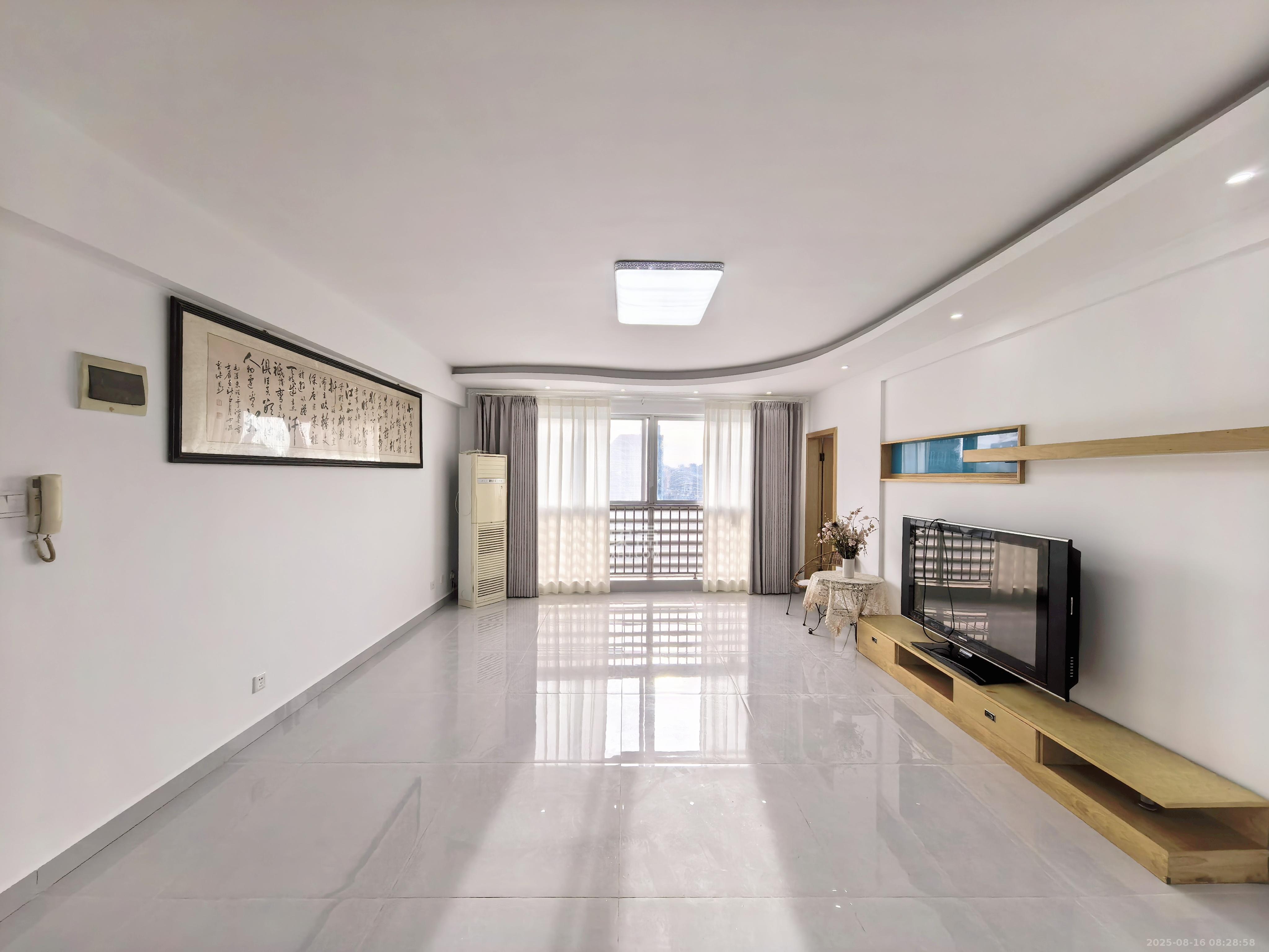 华菱新城地标 3室2厅1卫 2100.0元/月 华菱新城地标 3室2厅1卫 2100.0元/月室内图