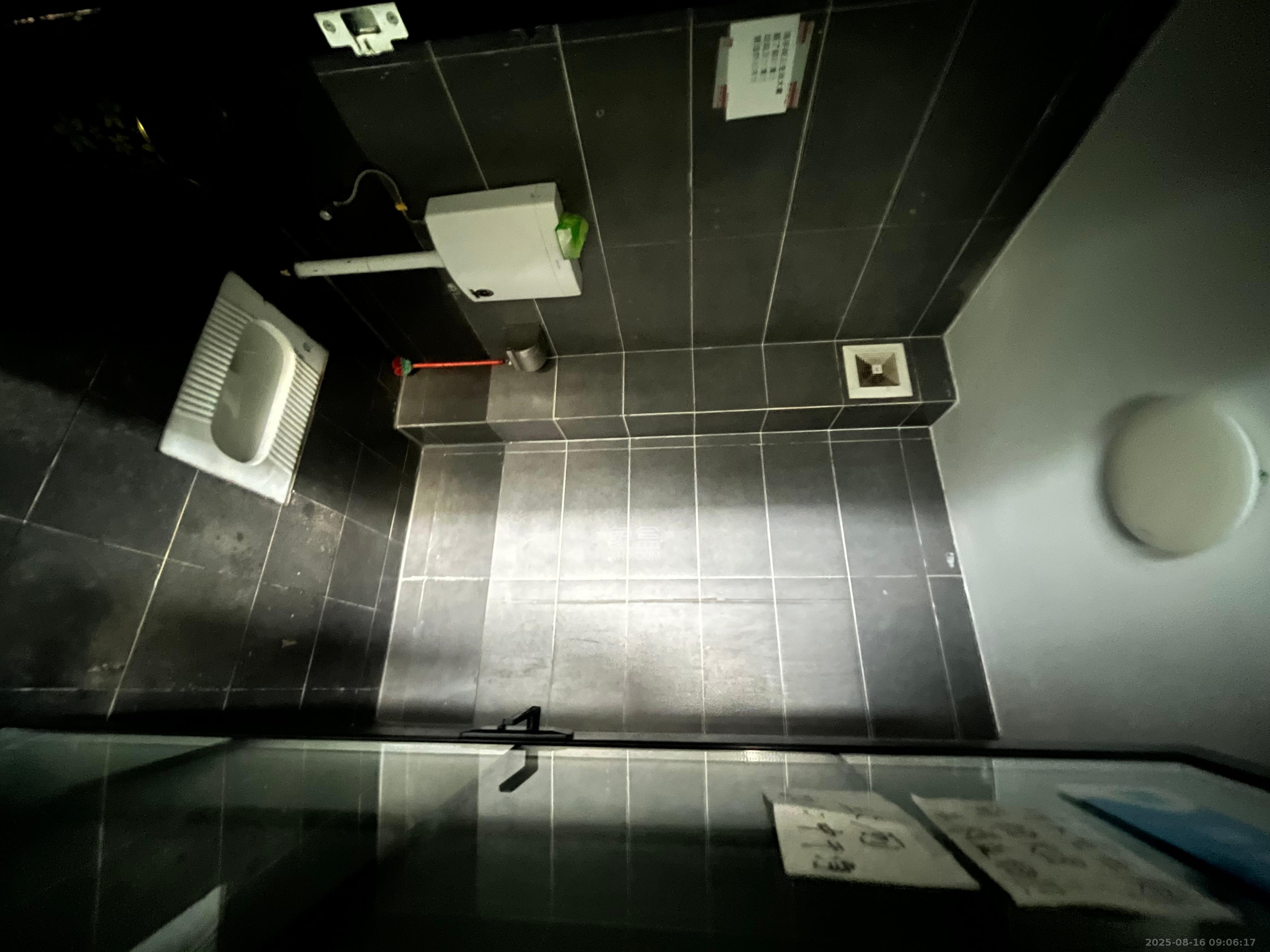 建安新商汇  7室2厅2卫   5500.00元/月室内图
