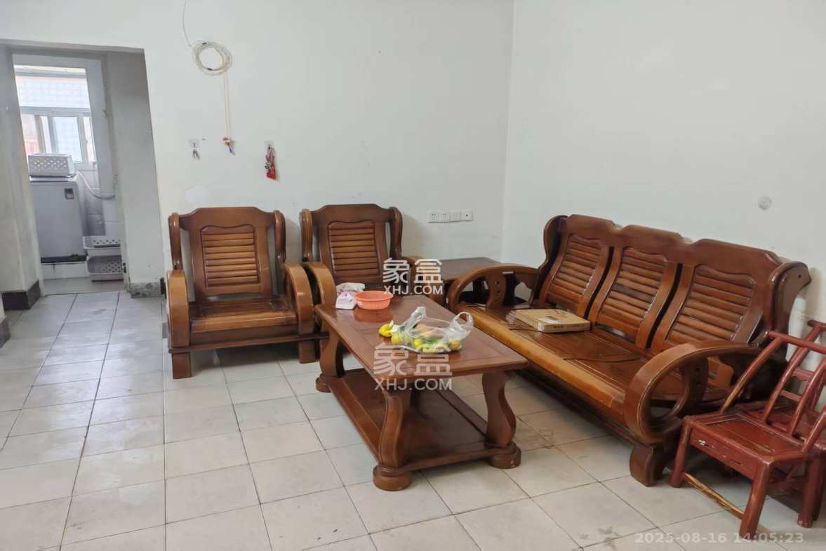 国庆新村  2室2厅1卫    1300.0元/月 国庆新村  2室2厅1卫    1300.0元/月室内图