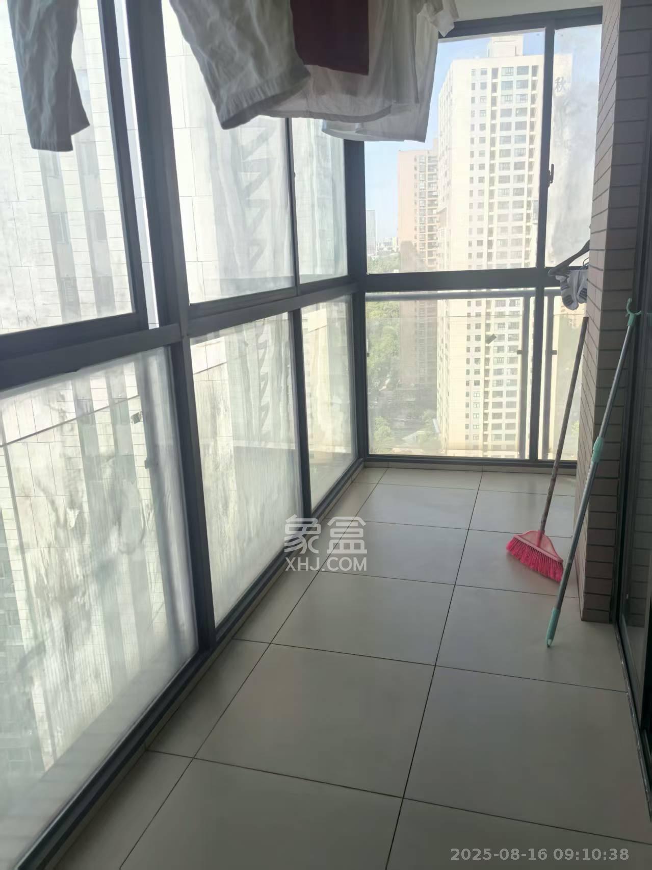 万树丹堤  3室2厅2卫    3099.0元/月室内图