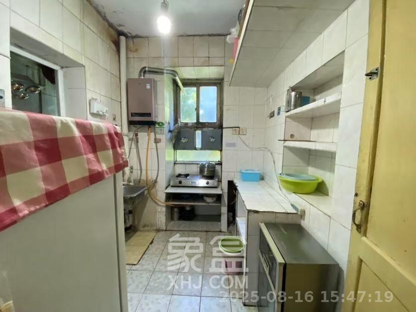 红旗区三片 1室1厅1卫 1100.0元/月 红旗区三片 1室1厅1卫 1100.0元/月室内图