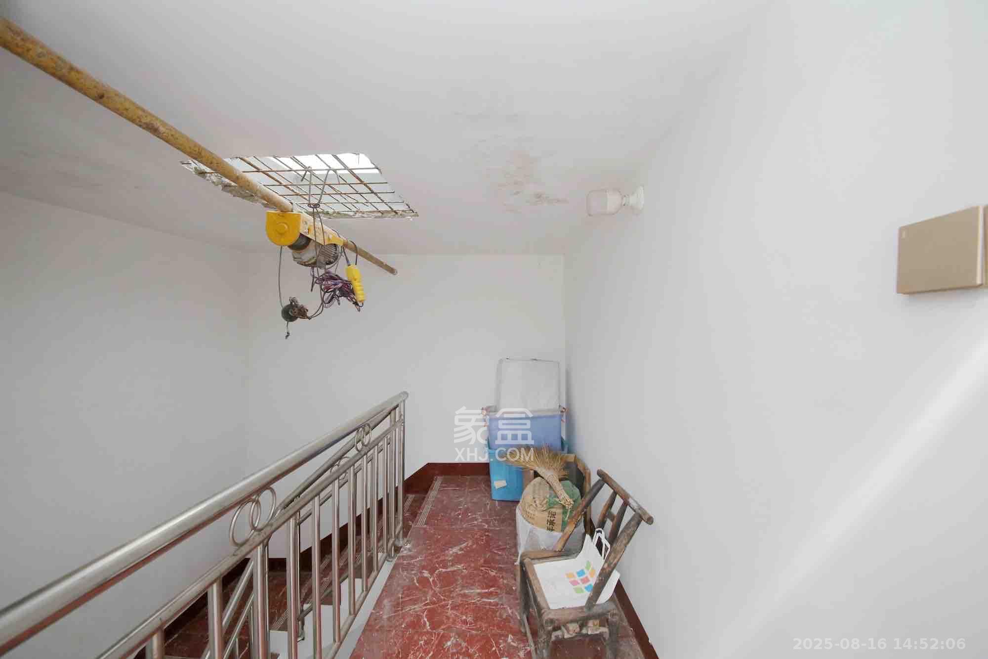 楠木厅散盘 3室2厅1卫 5200.0元/月 楠木厅散盘 3室2厅1卫 5200.0元/月室内图