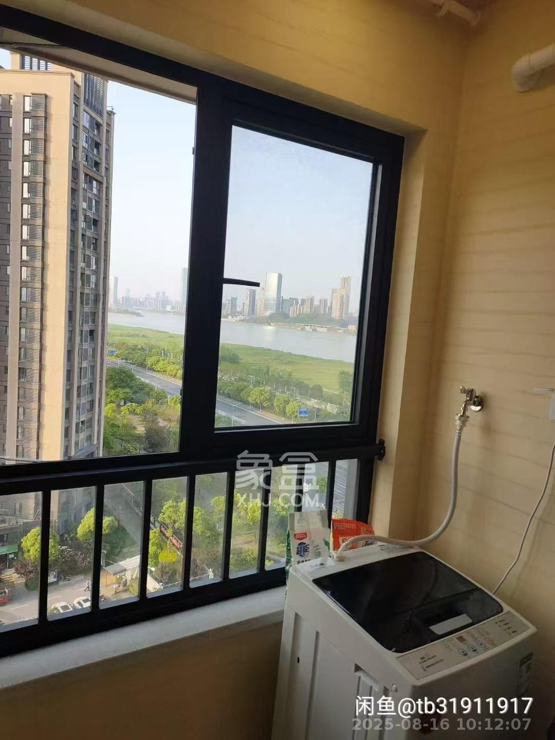 万科金域缇香  1室1厅1卫    1200.0元/月 万科金域缇香  1室1厅1卫    1200.0元/月室内图