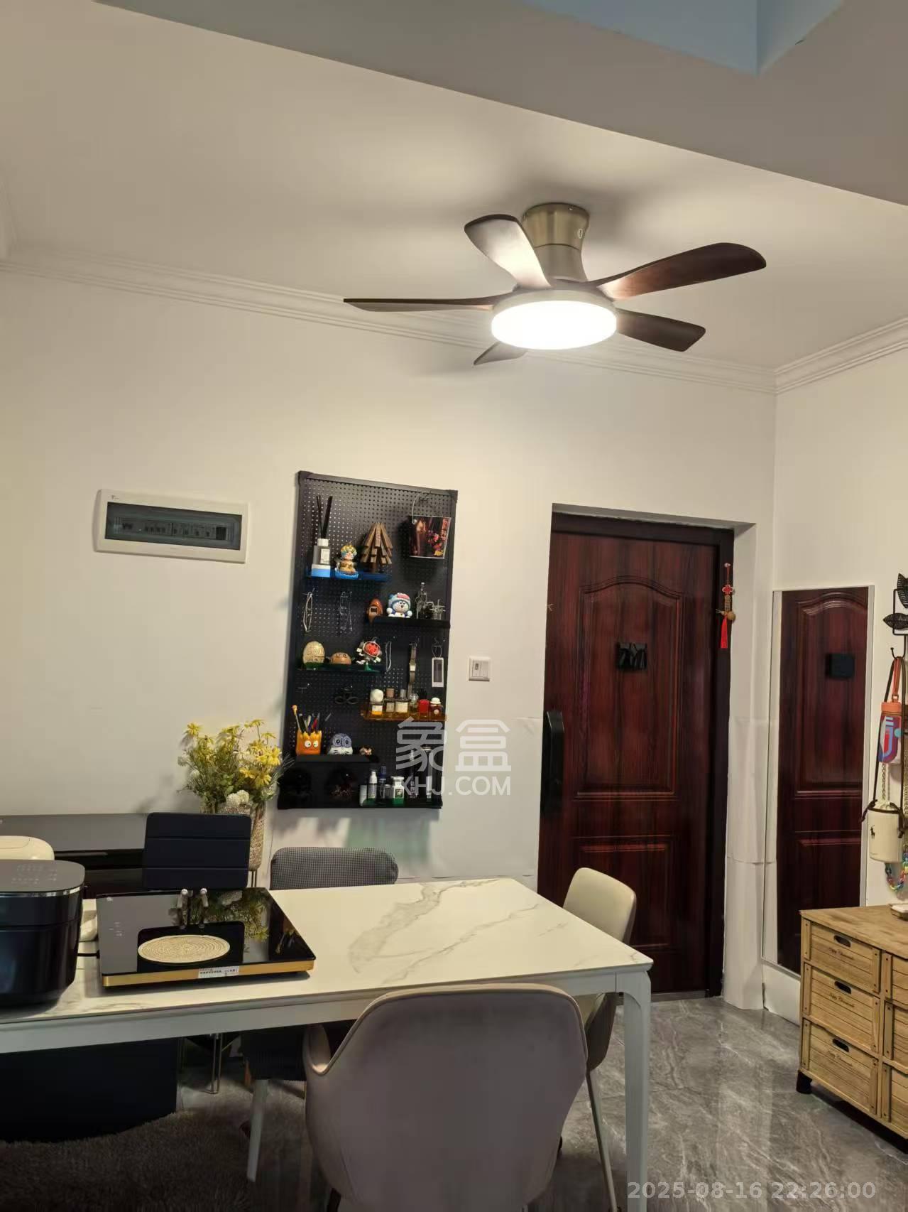 韭菜园嘉苑 3室1厅1卫 4200.0元/月 韭菜园嘉苑 3室1厅1卫 4200.0元/月室内图