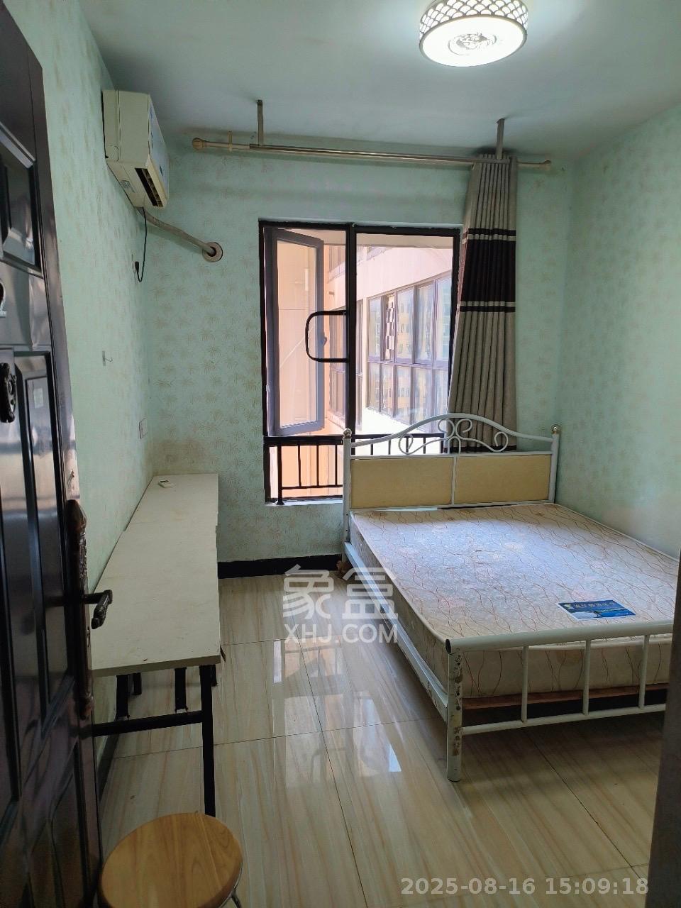 雨花公馆(紫苔名苑) 4室2厅2卫 3000.0元/月 雨花公馆(紫苔名苑) 4室2厅2卫 3000.0元/月室内图