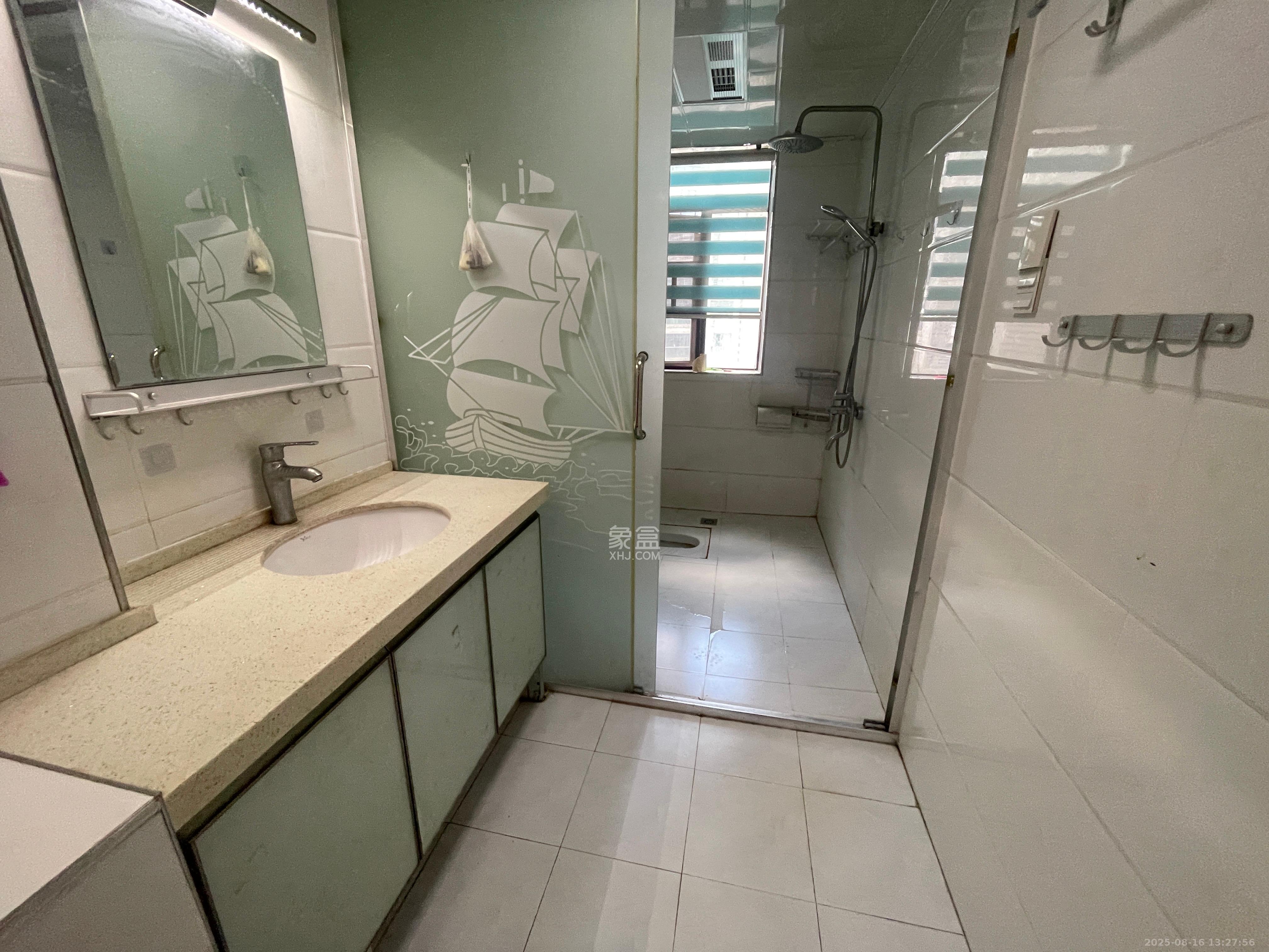 滨江一号(丰泰花园)  3室2厅2卫    2800.0元/月 滨江一号(丰泰花园)  3室2厅2卫    2800.0元/月室内图