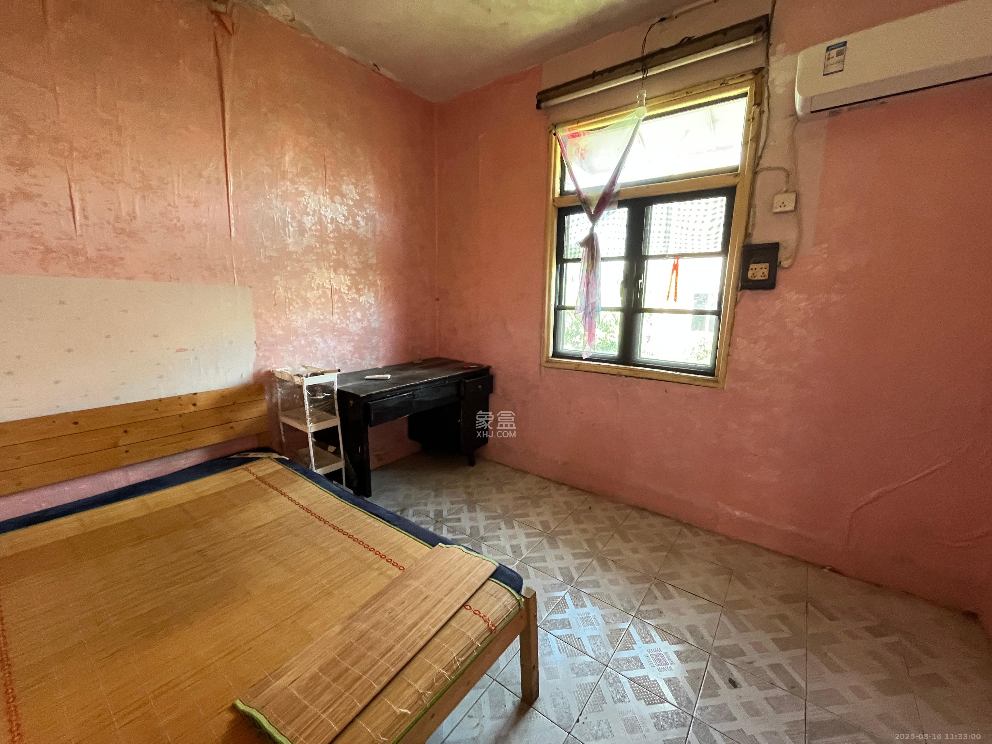 砂子塘社区 3室1厅1卫 1200.0元/月 砂子塘社区 3室1厅1卫 1200.0元/月室内图