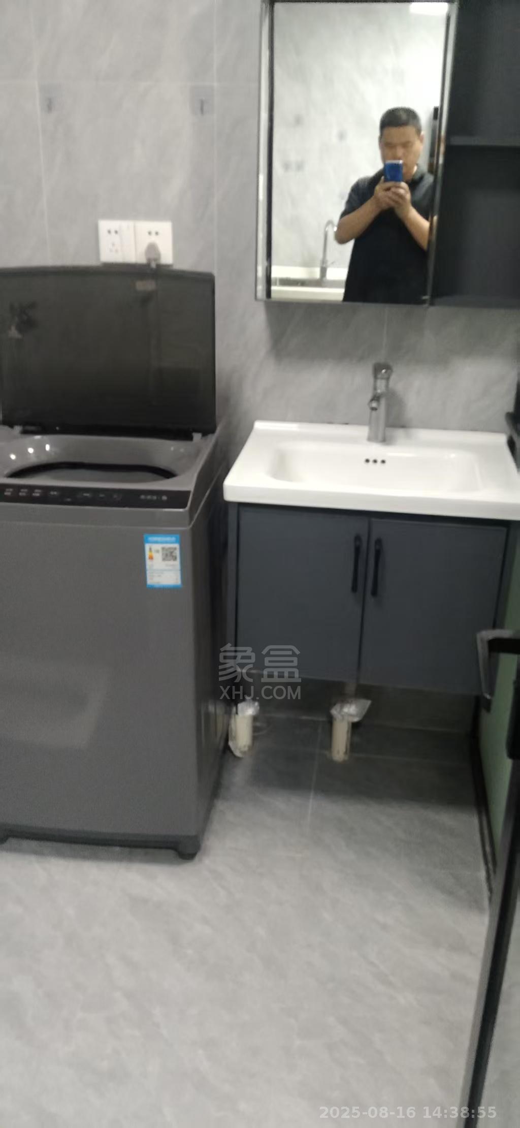 朗廷览江  1室1厅1卫   1500.00元/月室内图