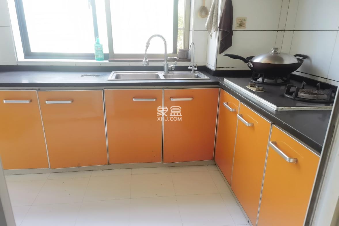 龙洲汇龙苑 3室2厅2卫 1500.0元/月 龙洲汇龙苑 3室2厅2卫 1500.0元/月室内图