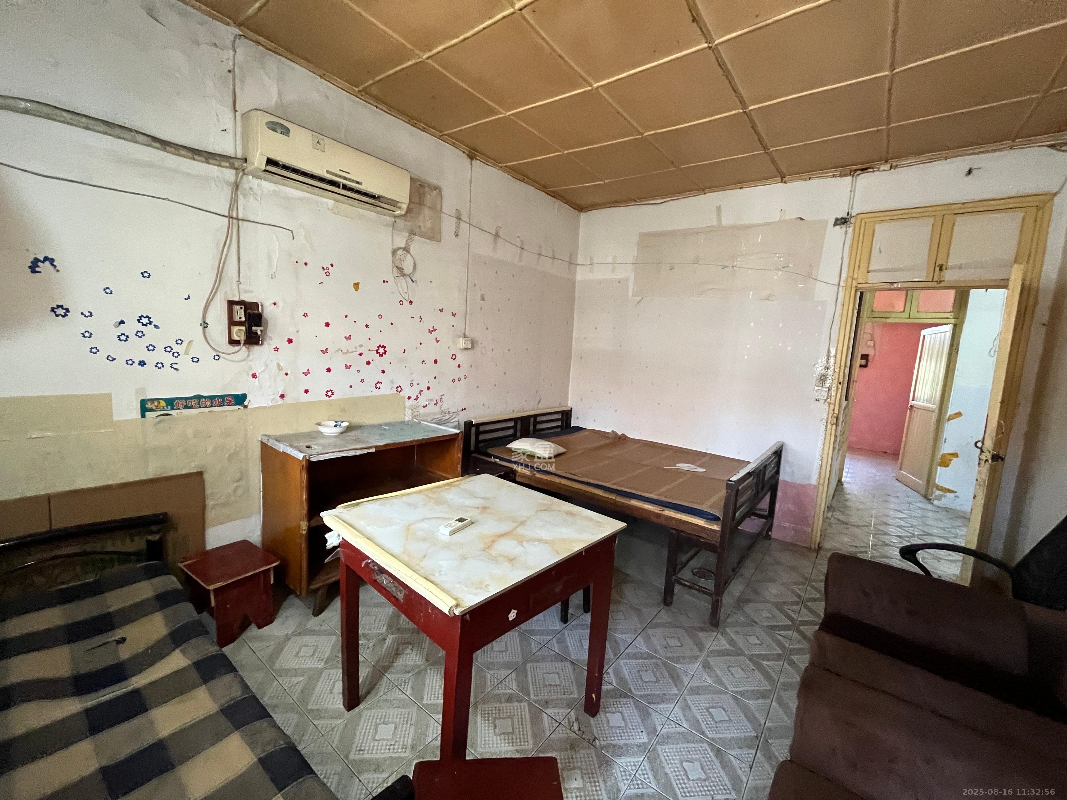 砂子塘社区 3室1厅1卫 1200.0元/月 砂子塘社区 3室1厅1卫 1200.0元/月室内图