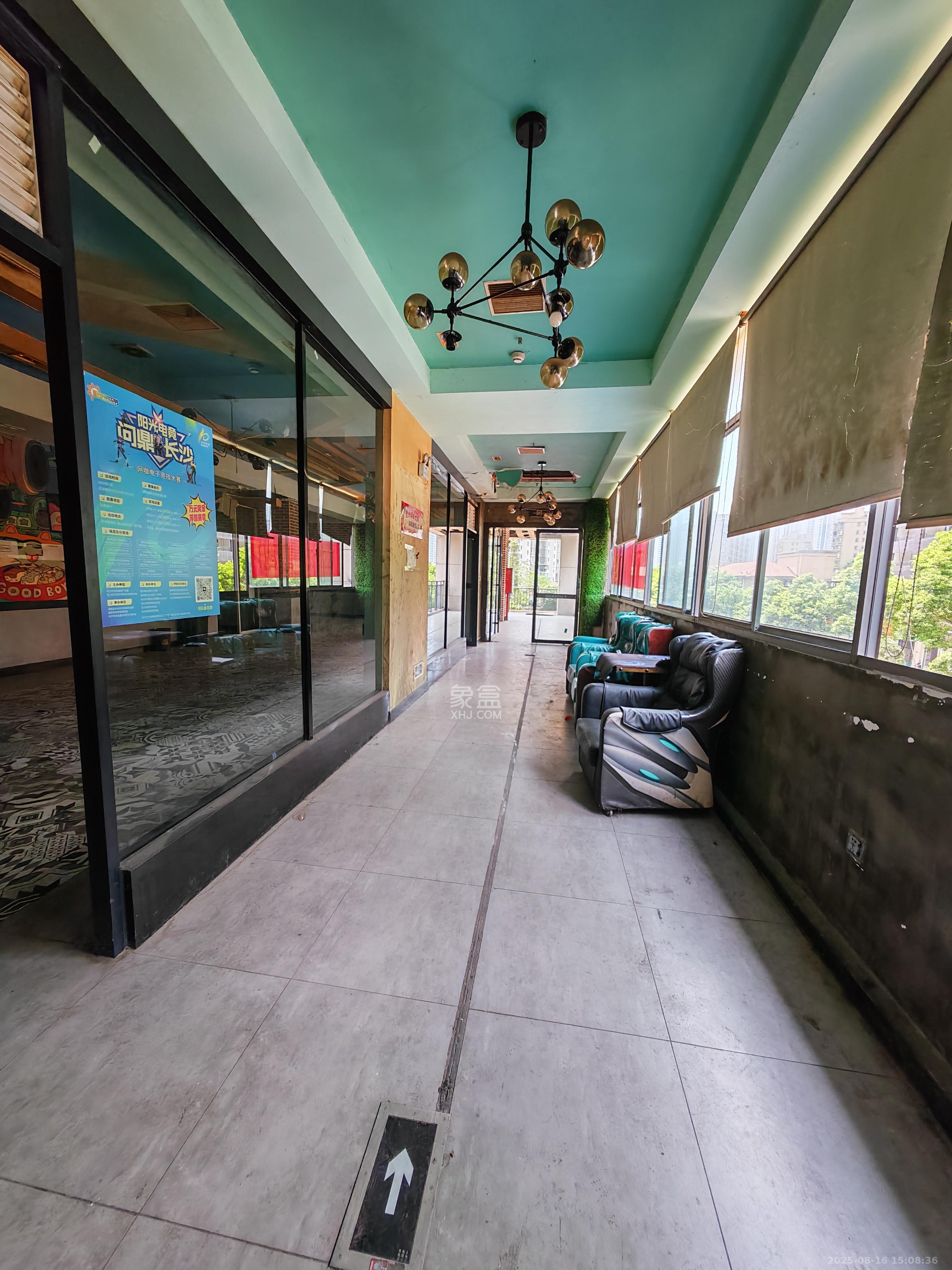 秀峰景园（领秀峰）   55.0㎡      1950.0元/月室内图