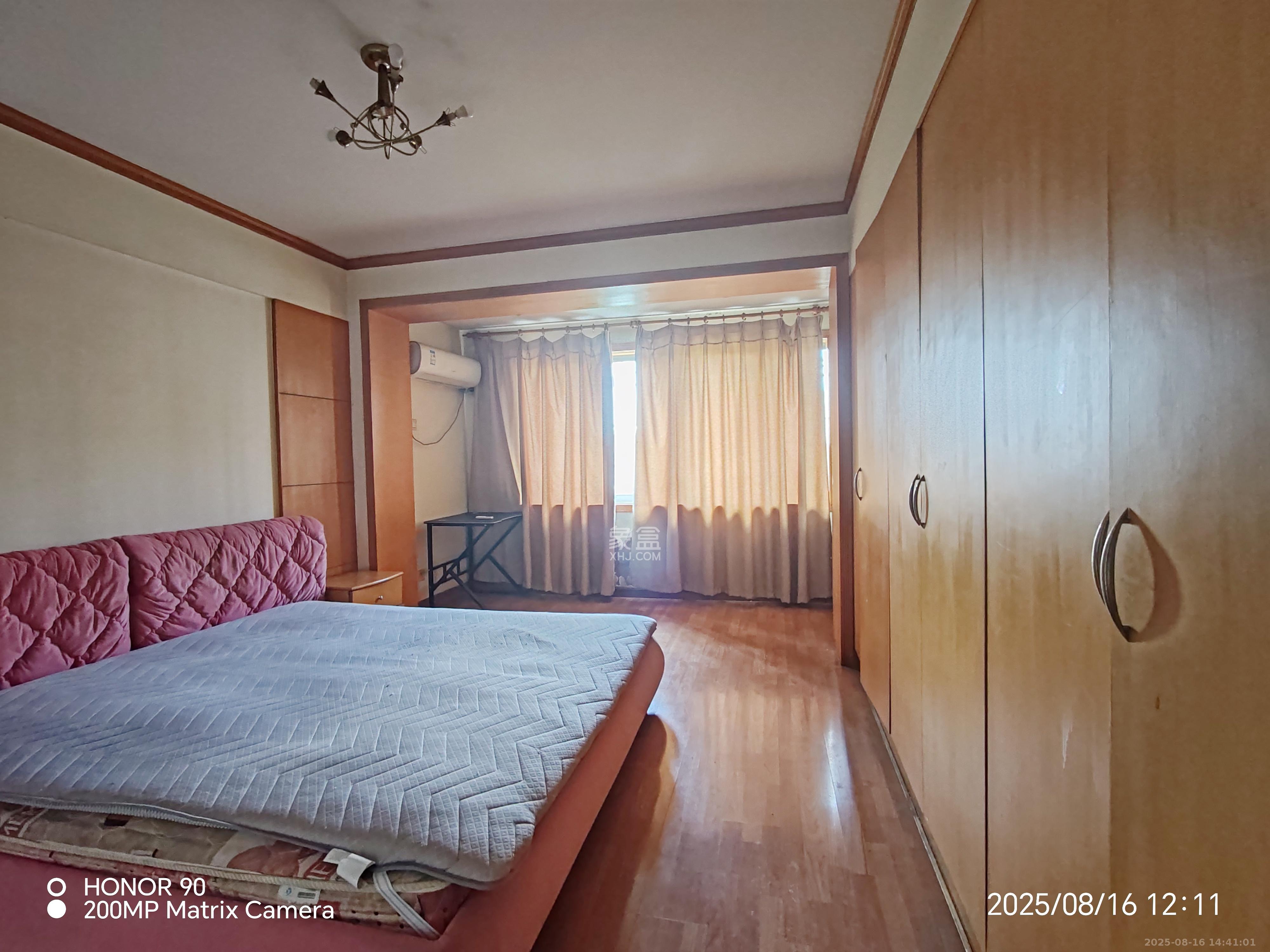 狮子山一片 4室2厅2卫 1800.0元/月 狮子山一片 4室2厅2卫 1800.0元/月室内图