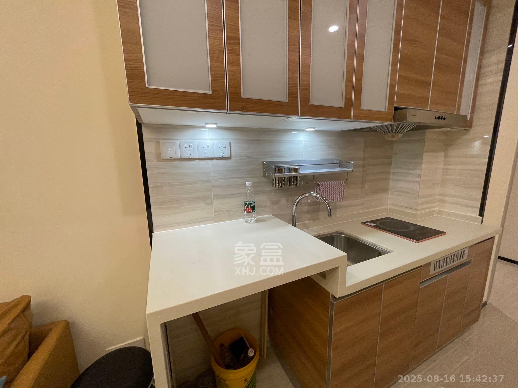 恒大清澜苑（恒大御景半岛四期）  1室1厅1卫    2400.0元/月室内图