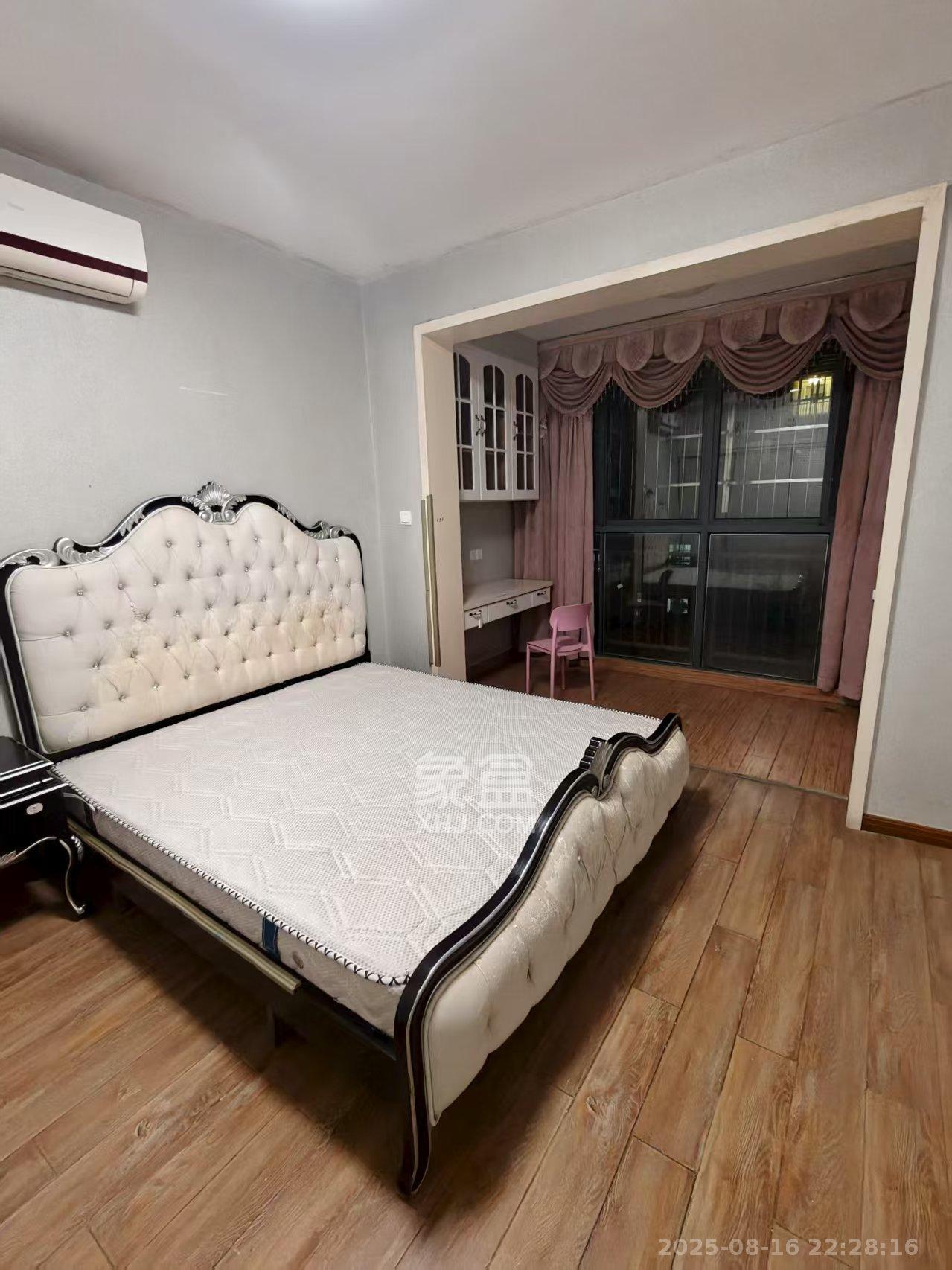 中信文化广场（中信新城二期）  3室1厅1卫    2000.0元/月室内图