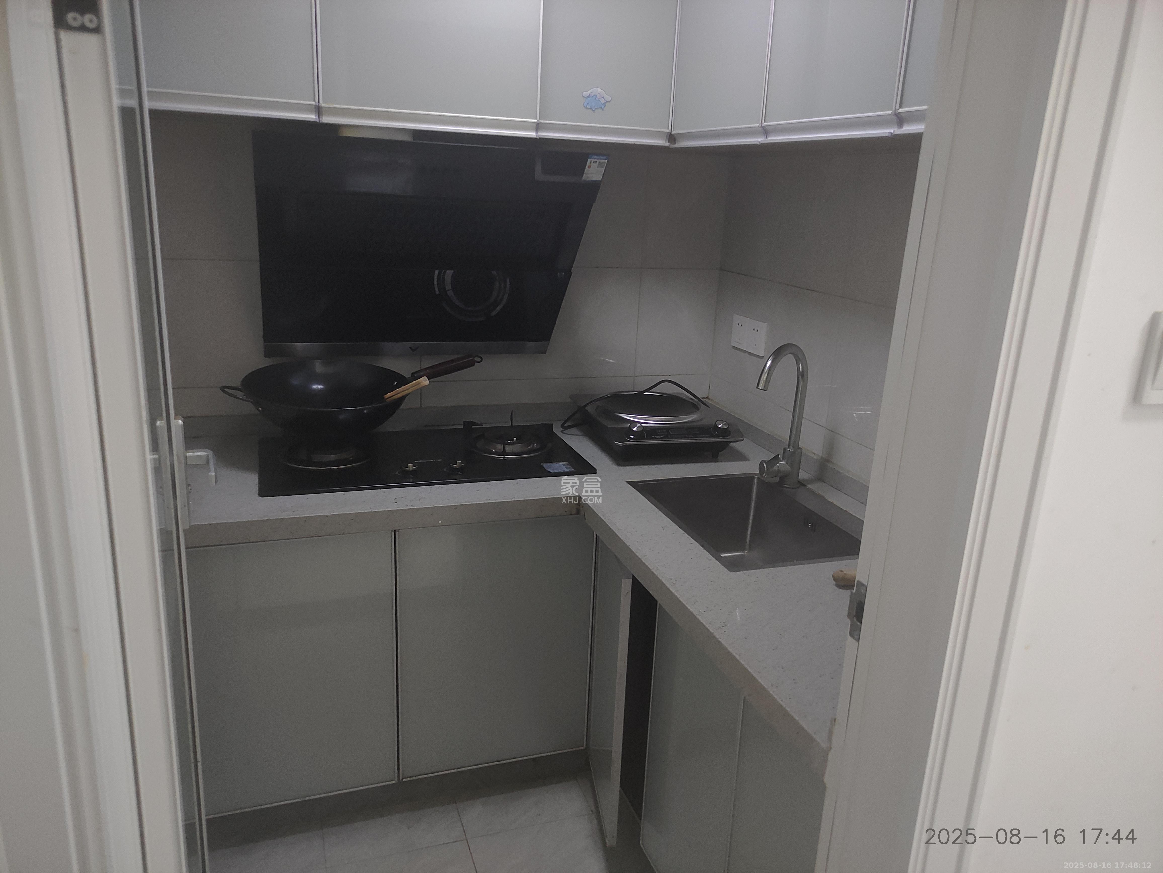 华龙家园(和泰家园) 2室0厅0卫 1600.0元/月 华龙家园(和泰家园) 2室0厅0卫 1600.0元/月室内图