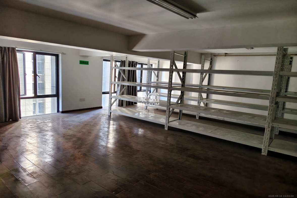 建发汇金国际 1室1厅1卫 20000.0元/月 建发汇金国际 1室1厅1卫 20000.0元/月室内图