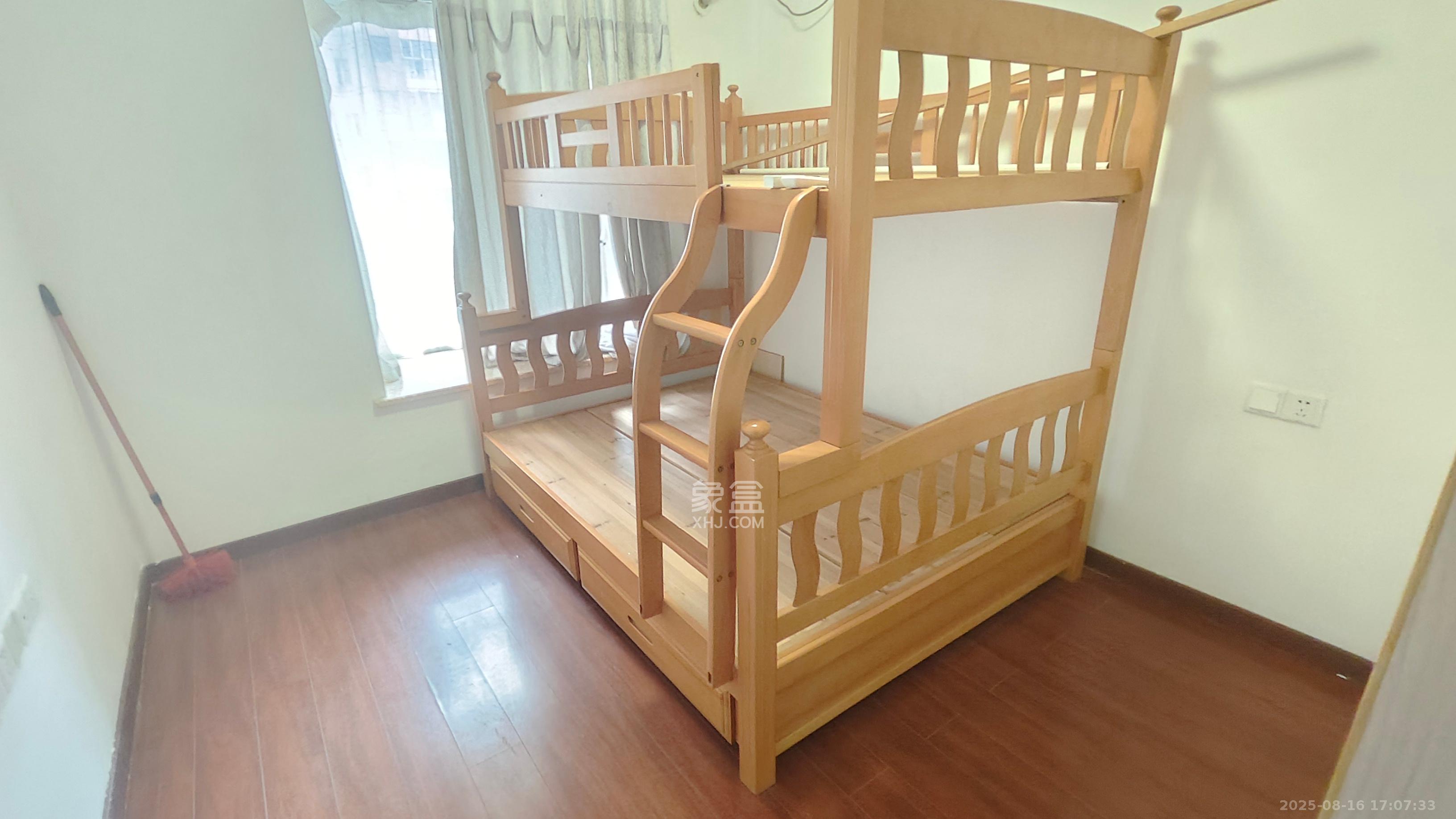 联美品格  2室1厅2卫   2200.00元/月室内图