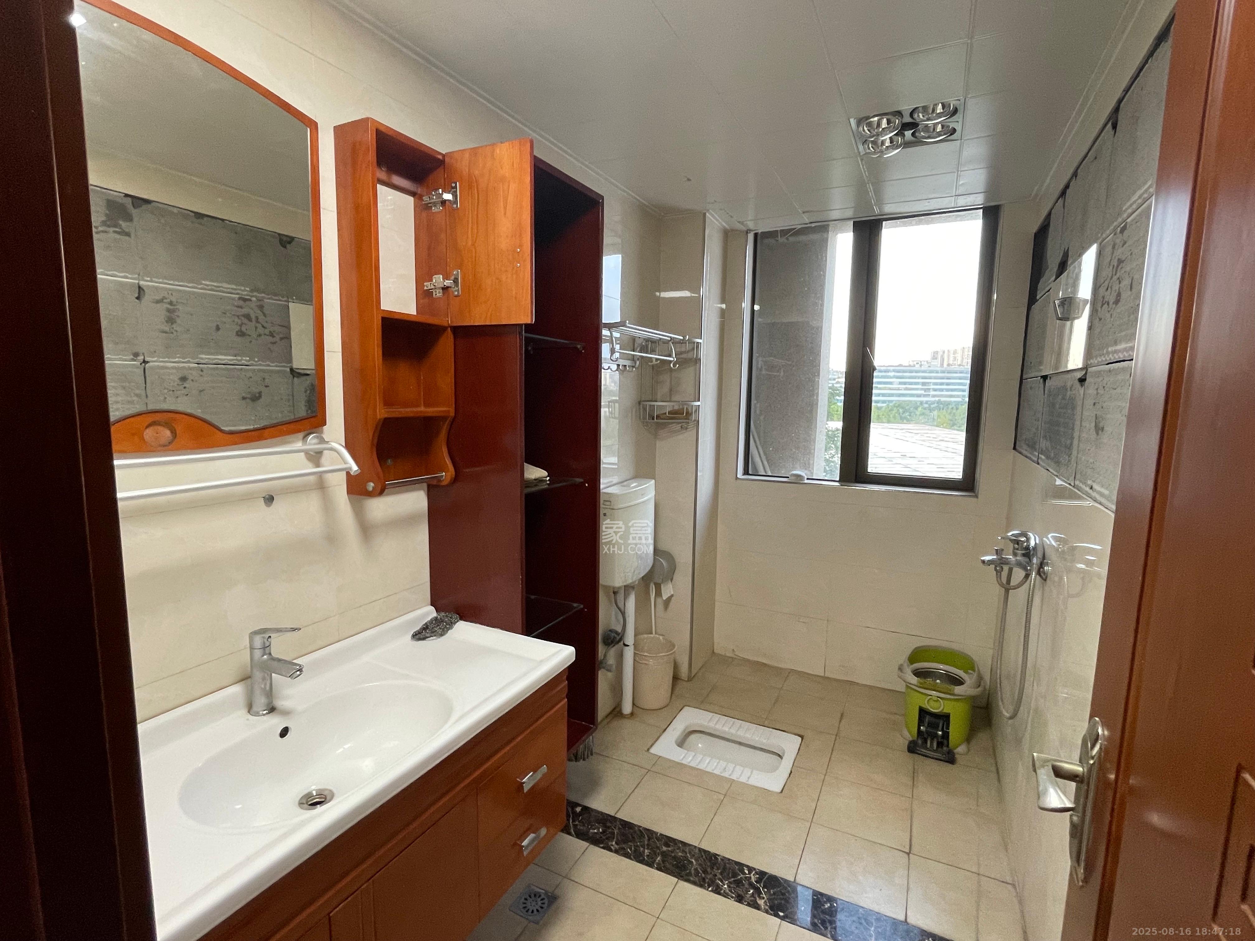 金茂梅溪湖 3室2厅2卫 3000.0元/月 金茂梅溪湖 3室2厅2卫 3000.0元/月室内图