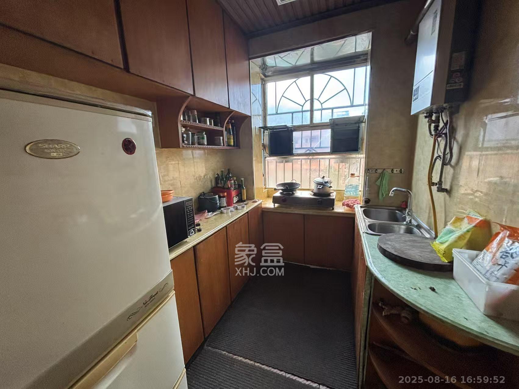公交园小区（公交新村）  2室1厅1卫   1550.00元/月室内图