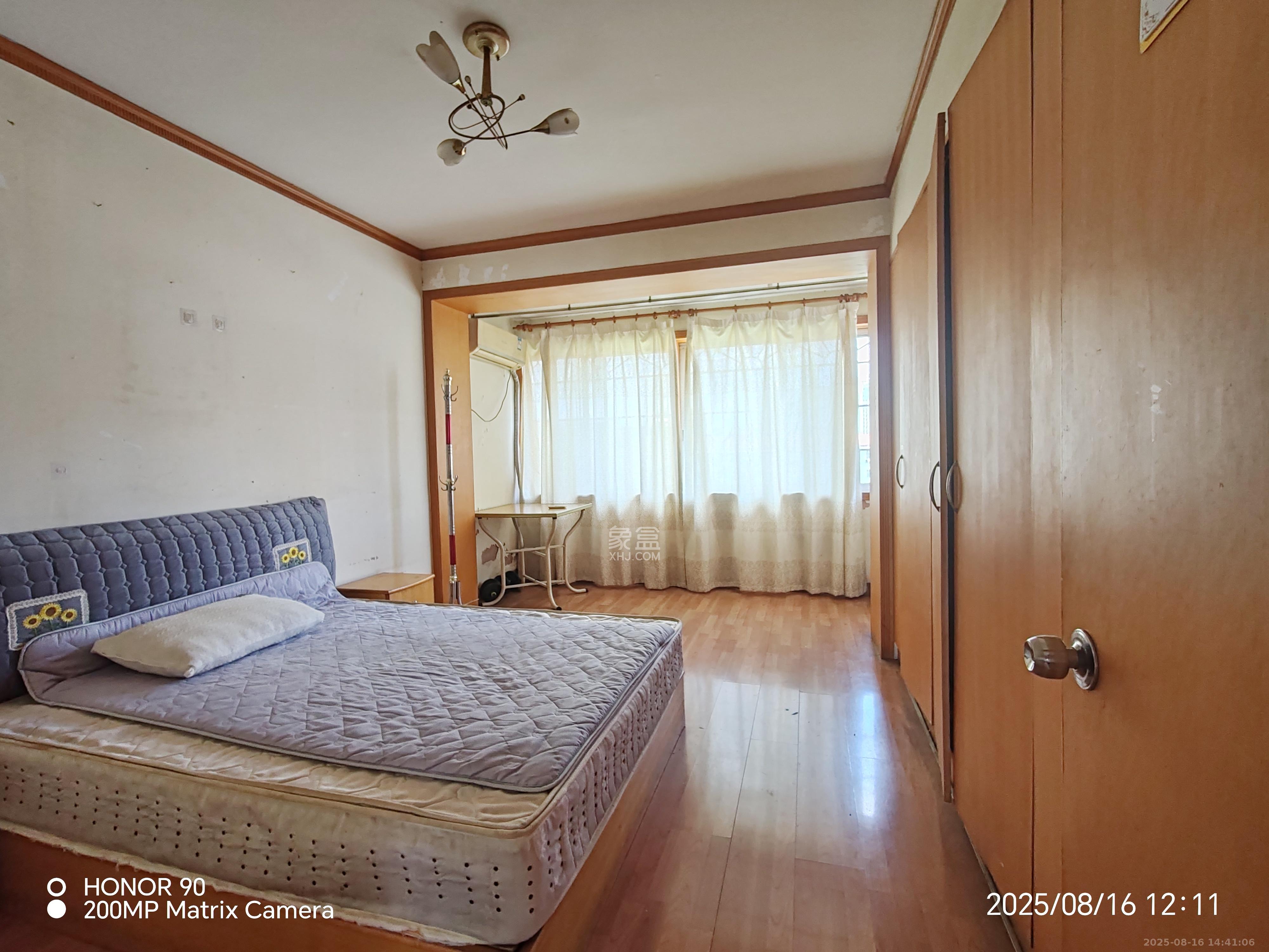 狮子山一片 4室2厅2卫 1800.0元/月 狮子山一片 4室2厅2卫 1800.0元/月室内图