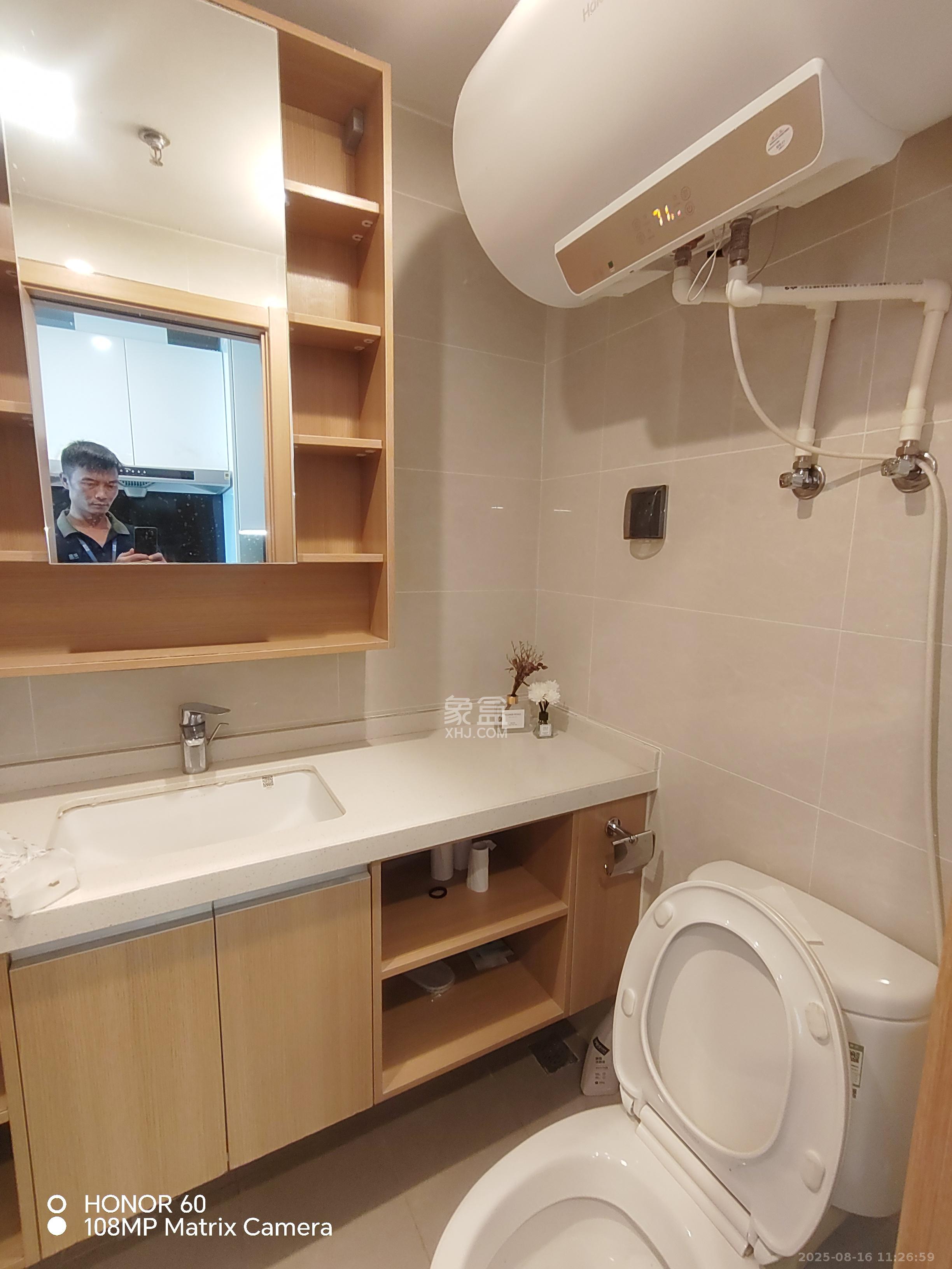 阳光城檀悦  1室1厅1卫    1800.0元/月 阳光城檀悦  1室1厅1卫    1800.0元/月室内图1