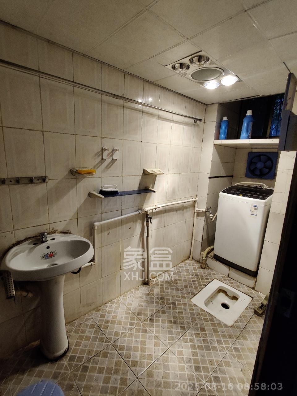 蒋家垅社区 2室2厅1卫 1400.0元/月 蒋家垅社区 2室2厅1卫 1400.0元/月室内图