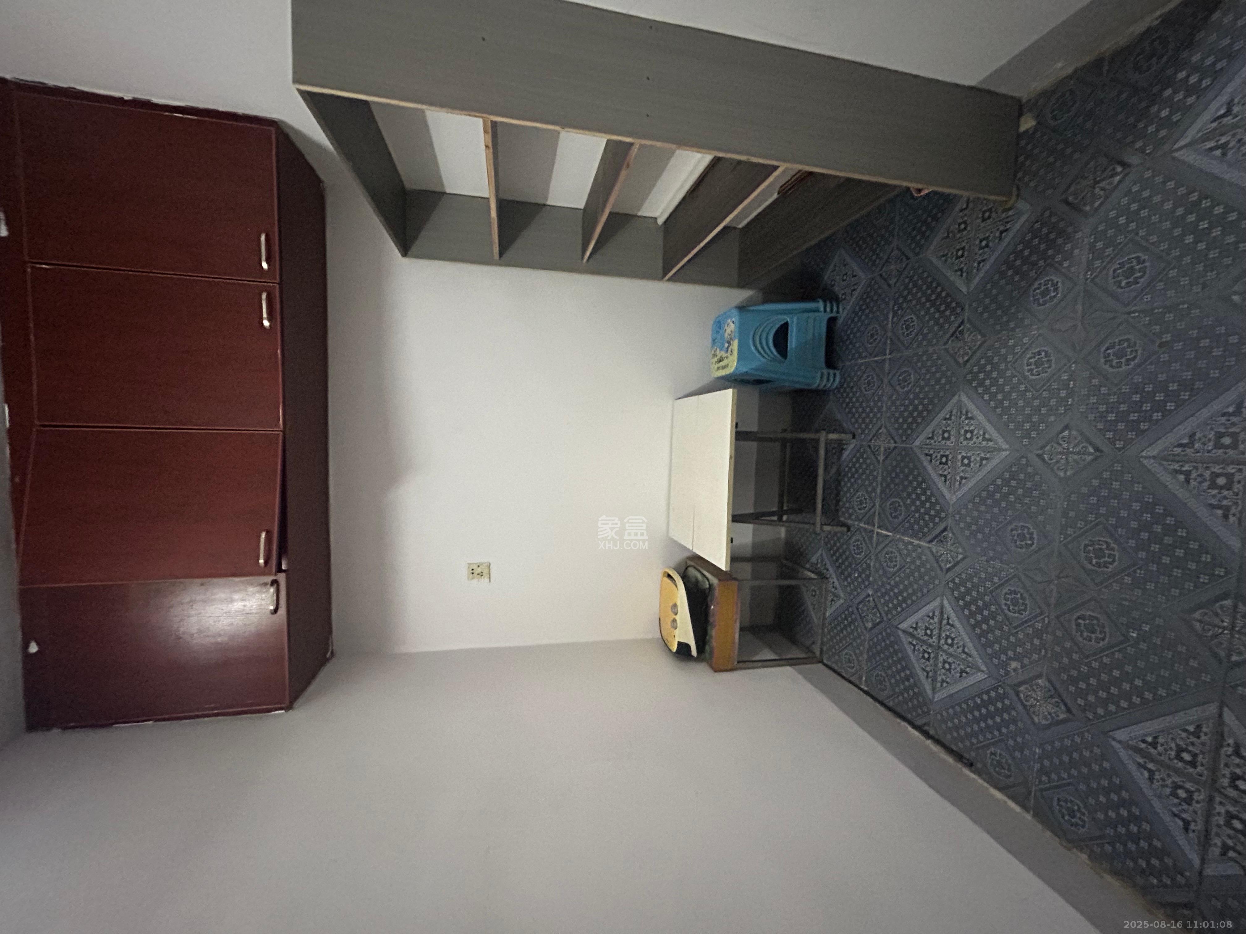 杨家山散盘 1室1厅1卫 900.0元/月 杨家山散盘 1室1厅1卫 900.0元/月室内图