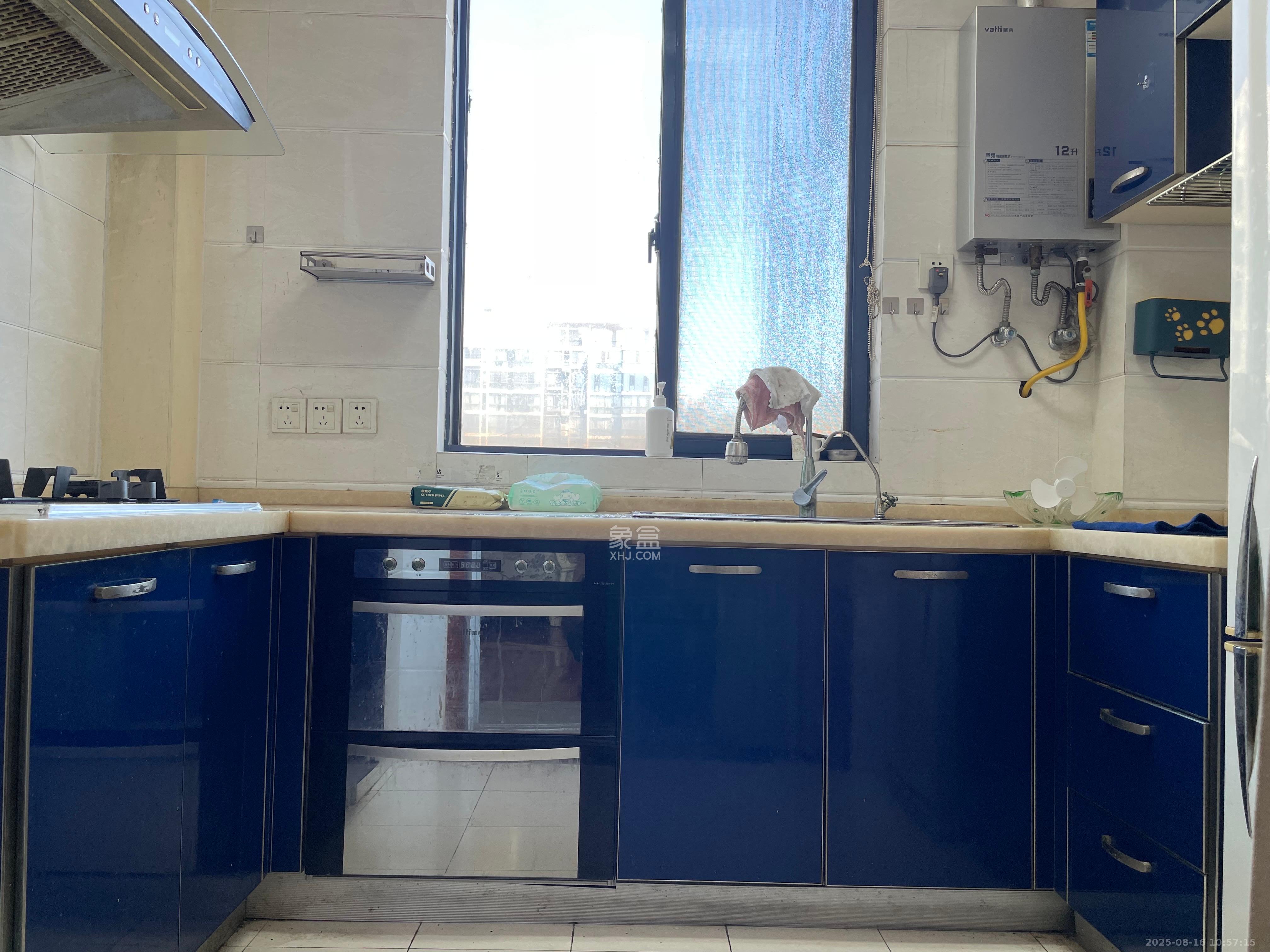 湘江世纪城咏江苑  2室2厅2卫    2100.0元/月室内图