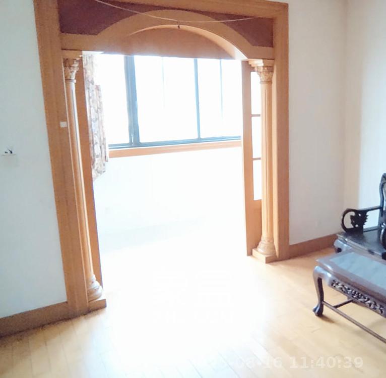 省军区宿舍 4室2厅2卫 3200.0元/月 省军区宿舍 4室2厅2卫 3200.0元/月室内图