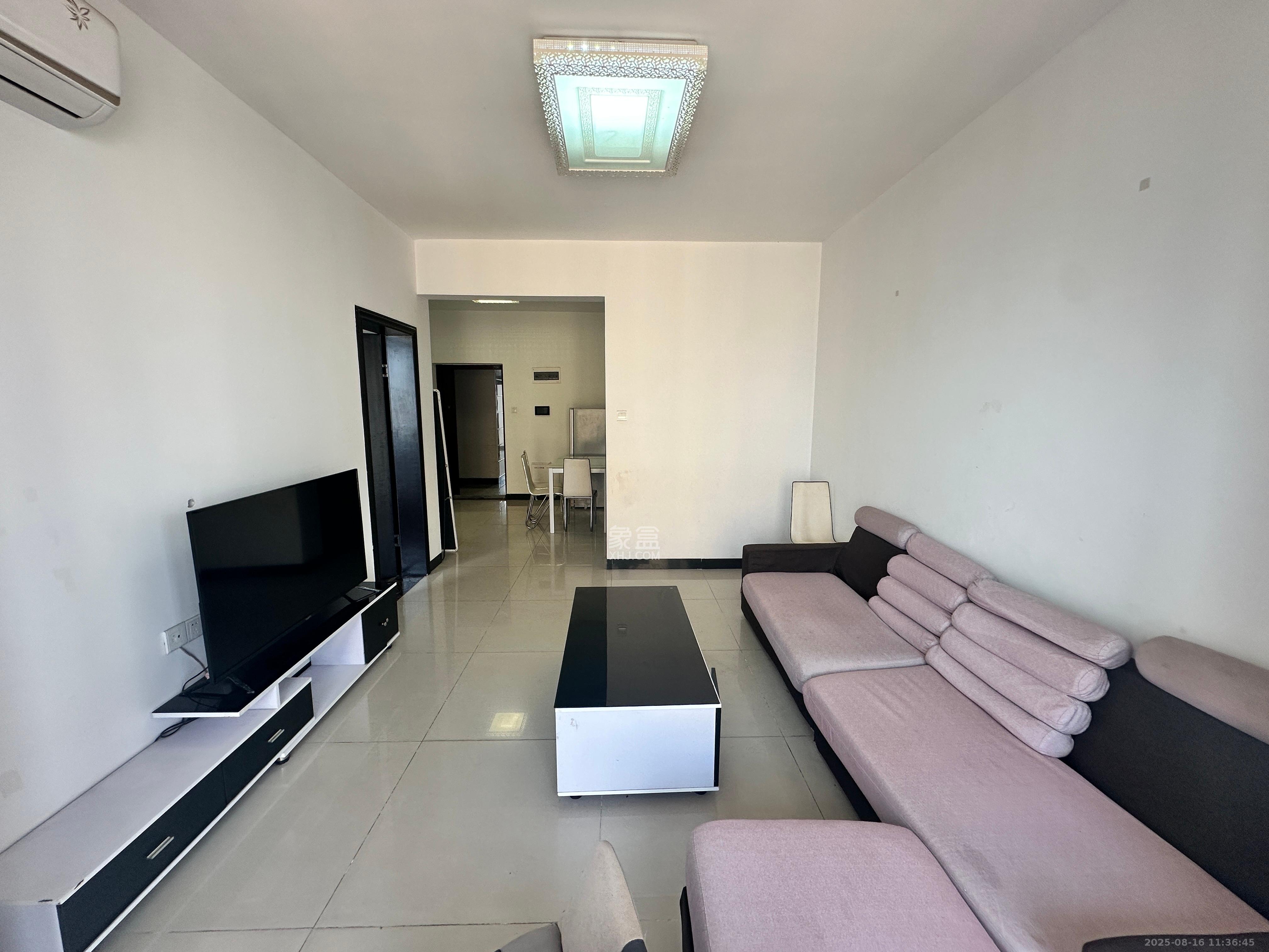 正旺国际铭城(正旺U公馆) 2室1厅1卫 2600.0元/月 正旺国际铭城(正旺U公馆) 2室1厅1卫 2600.0元/月室内图