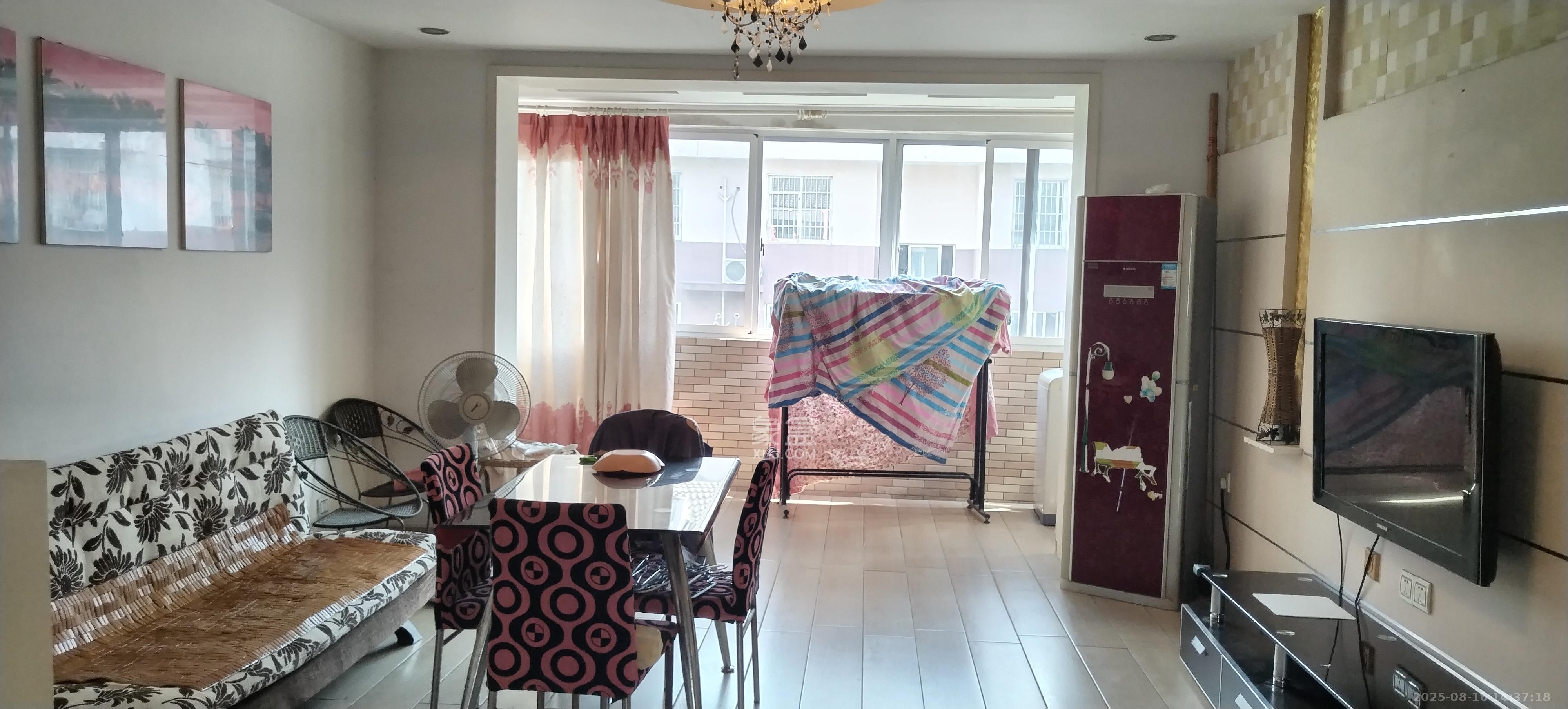 湘樟园小区(湘樟家园)  4室2厅2卫    2000.0元/月 湘樟园小区(湘樟家园)  4室2厅2卫    2000.0元/月