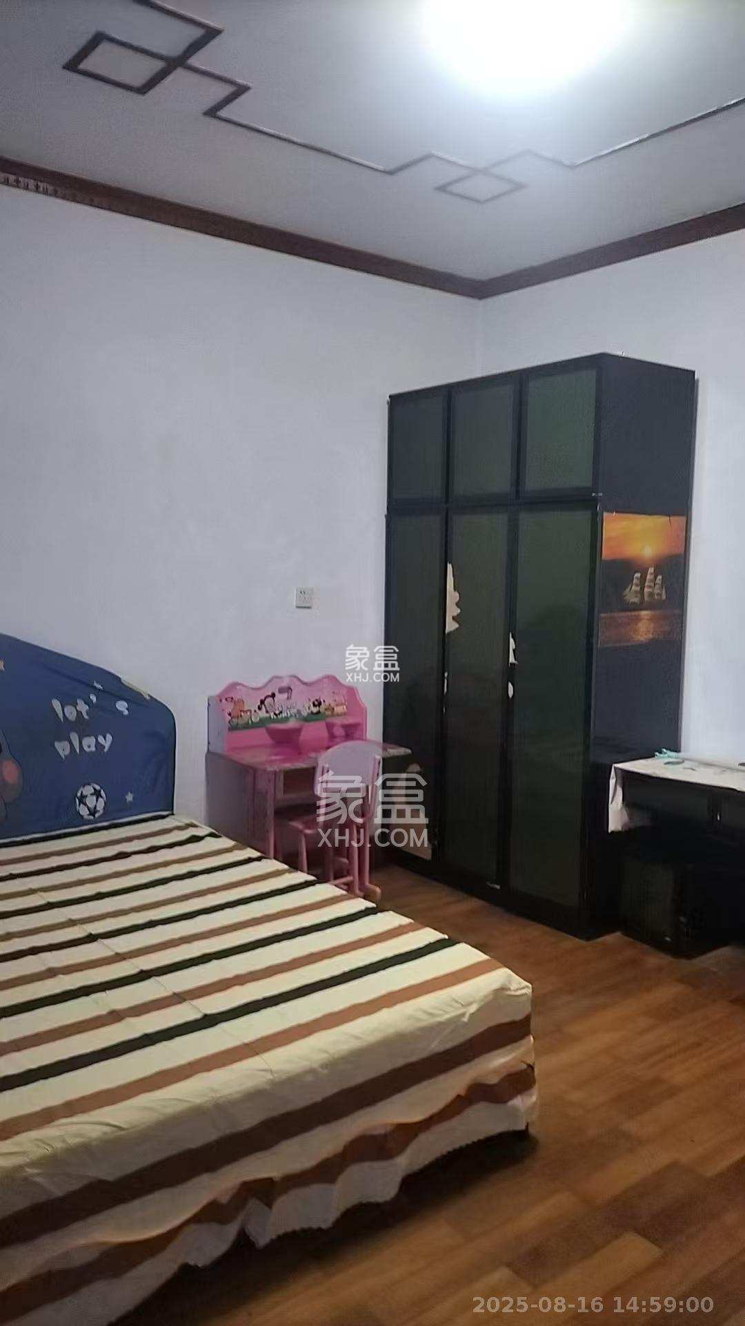 航天大院 3室2厅2卫 2000.0元/月 航天大院 3室2厅2卫 2000.0元/月室内图